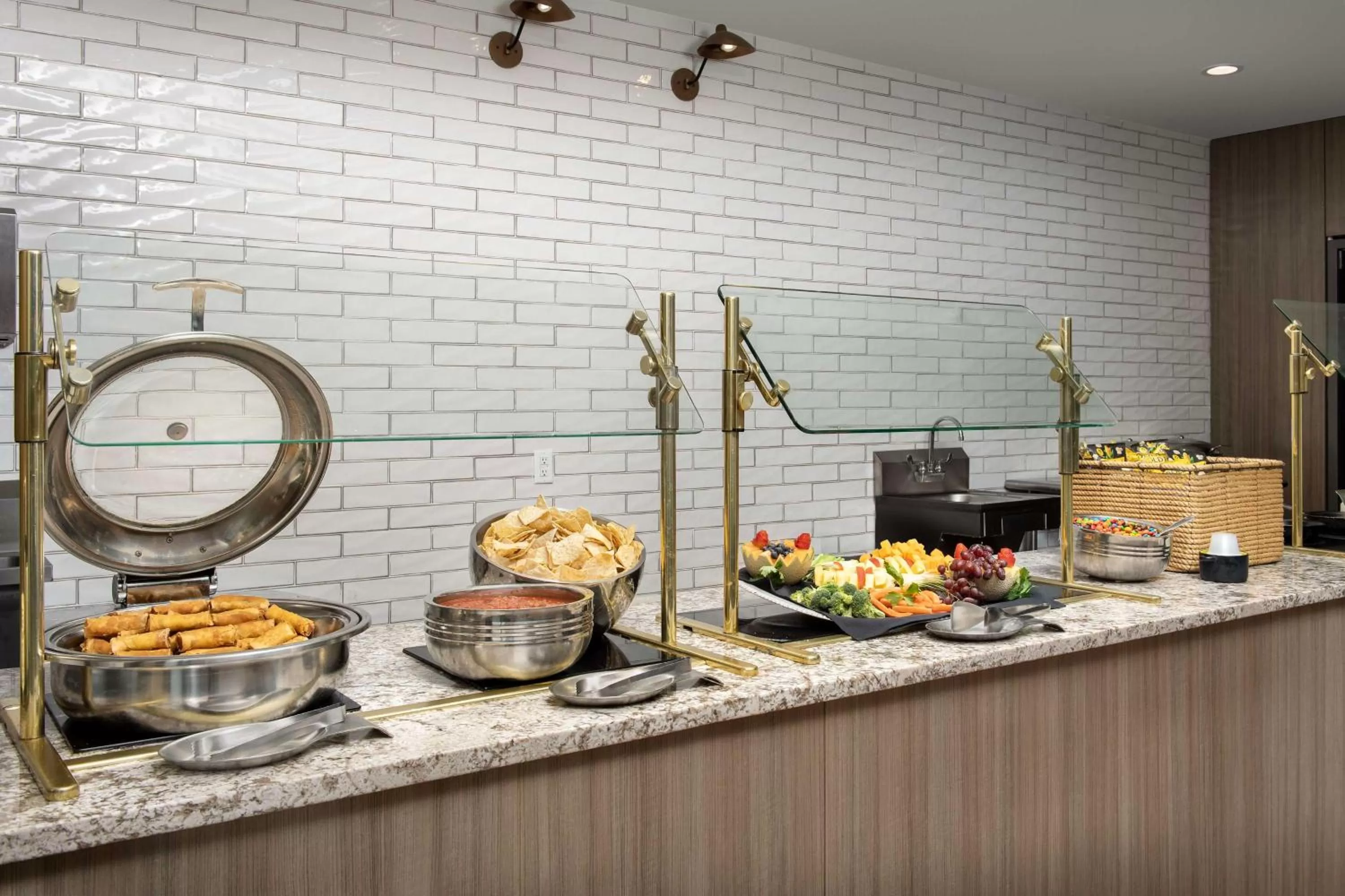 Restaurant/places to eat in Embassy Suites Winston-Salem