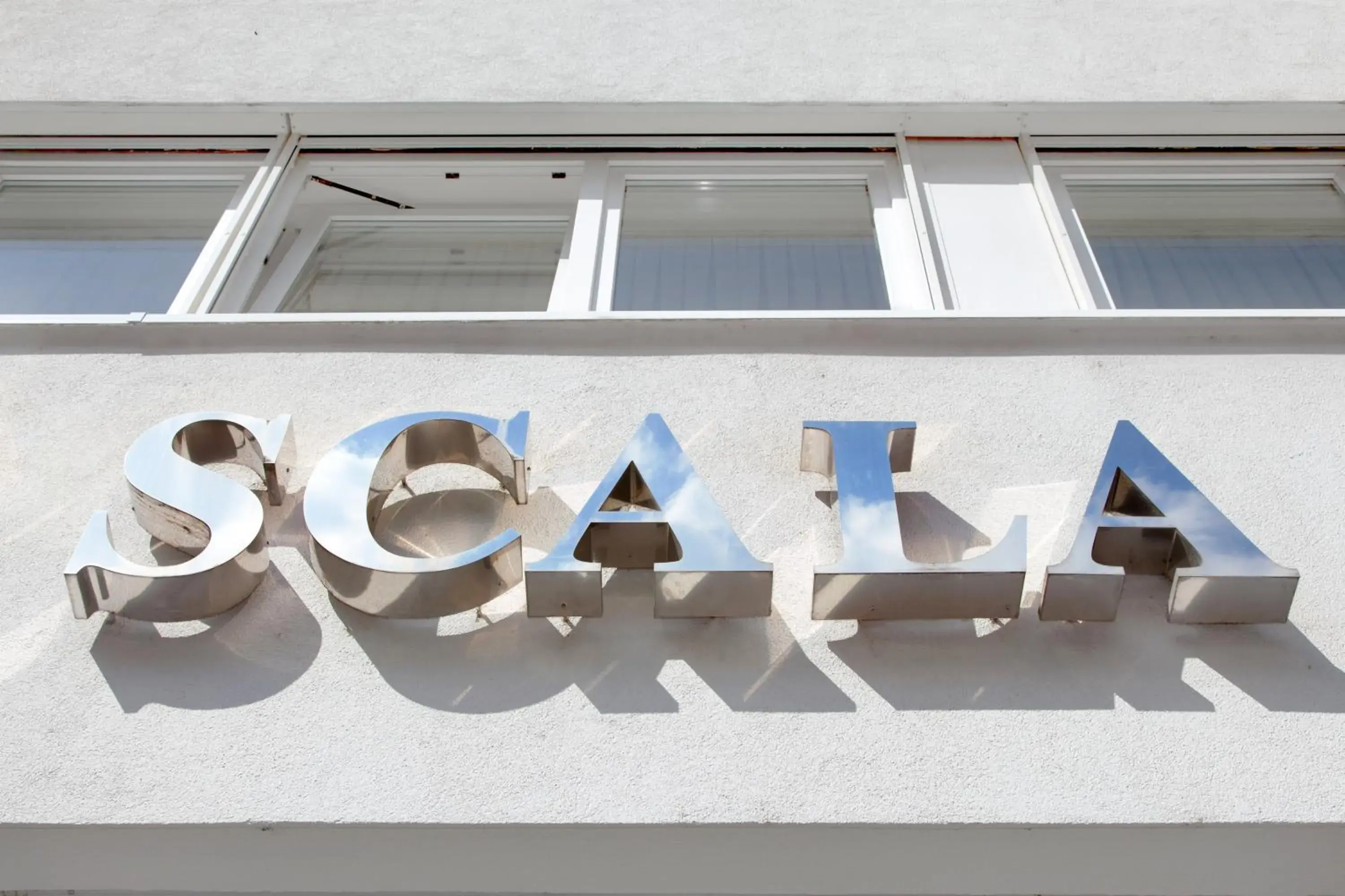 Facade/entrance in Hotel Scala Frankfurt City Centre