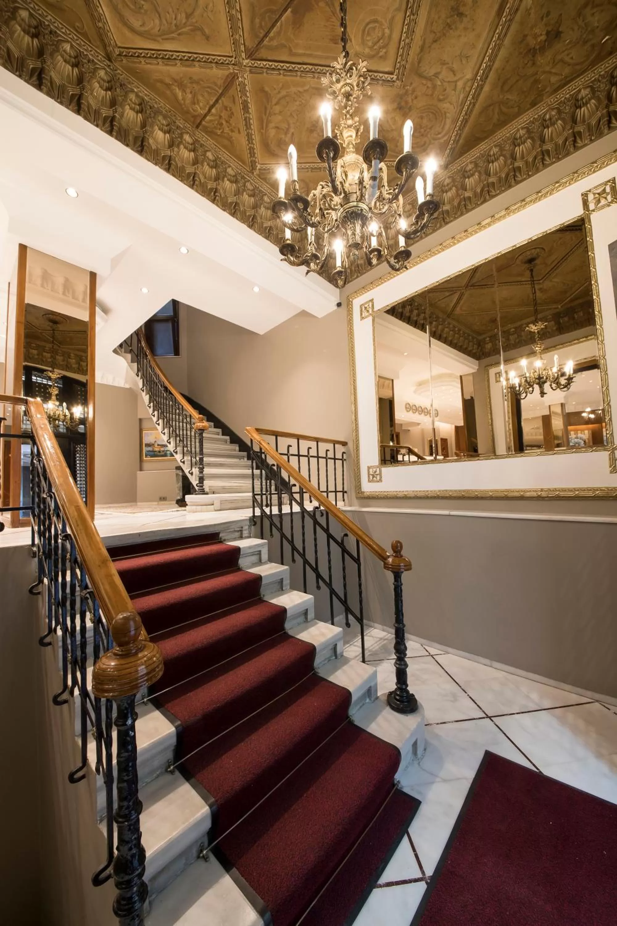 Property building in Vardar Palace Hotel - Special Category