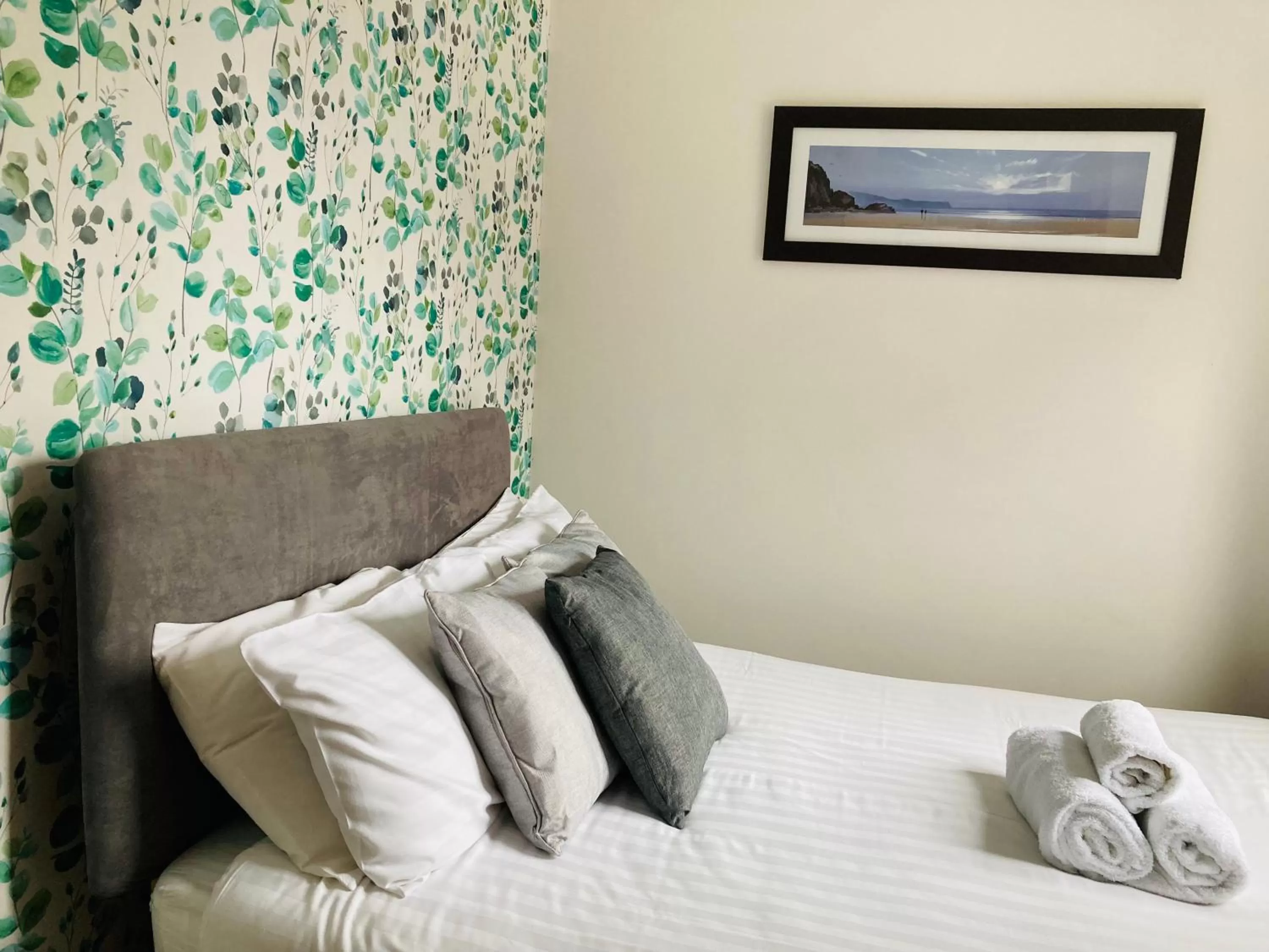 Bed in The Wentworth Guest House