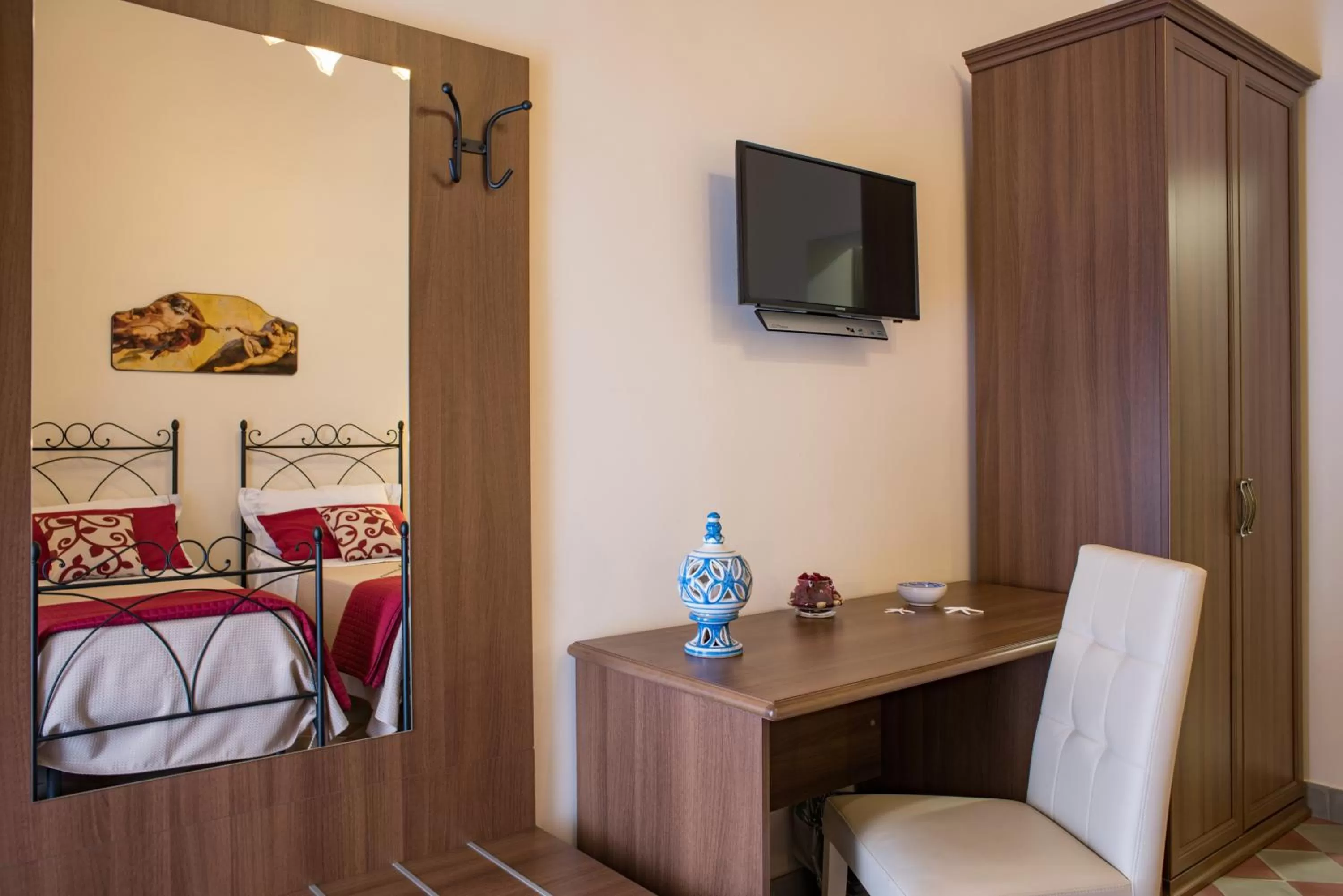 Photo of the whole room, Bed in B&B Palazzo Tornabene