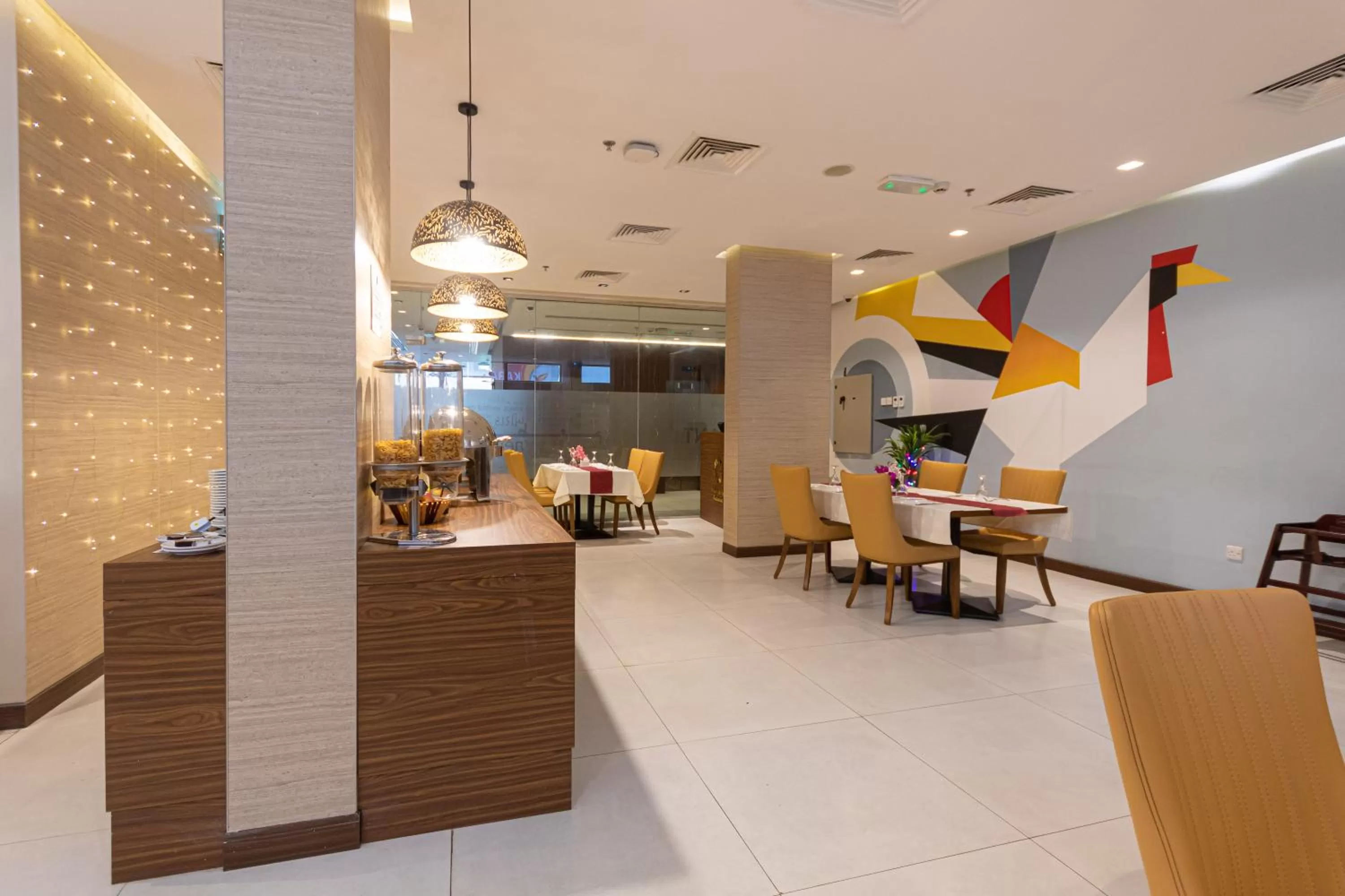 Restaurant/places to eat in Le Wana Hotel