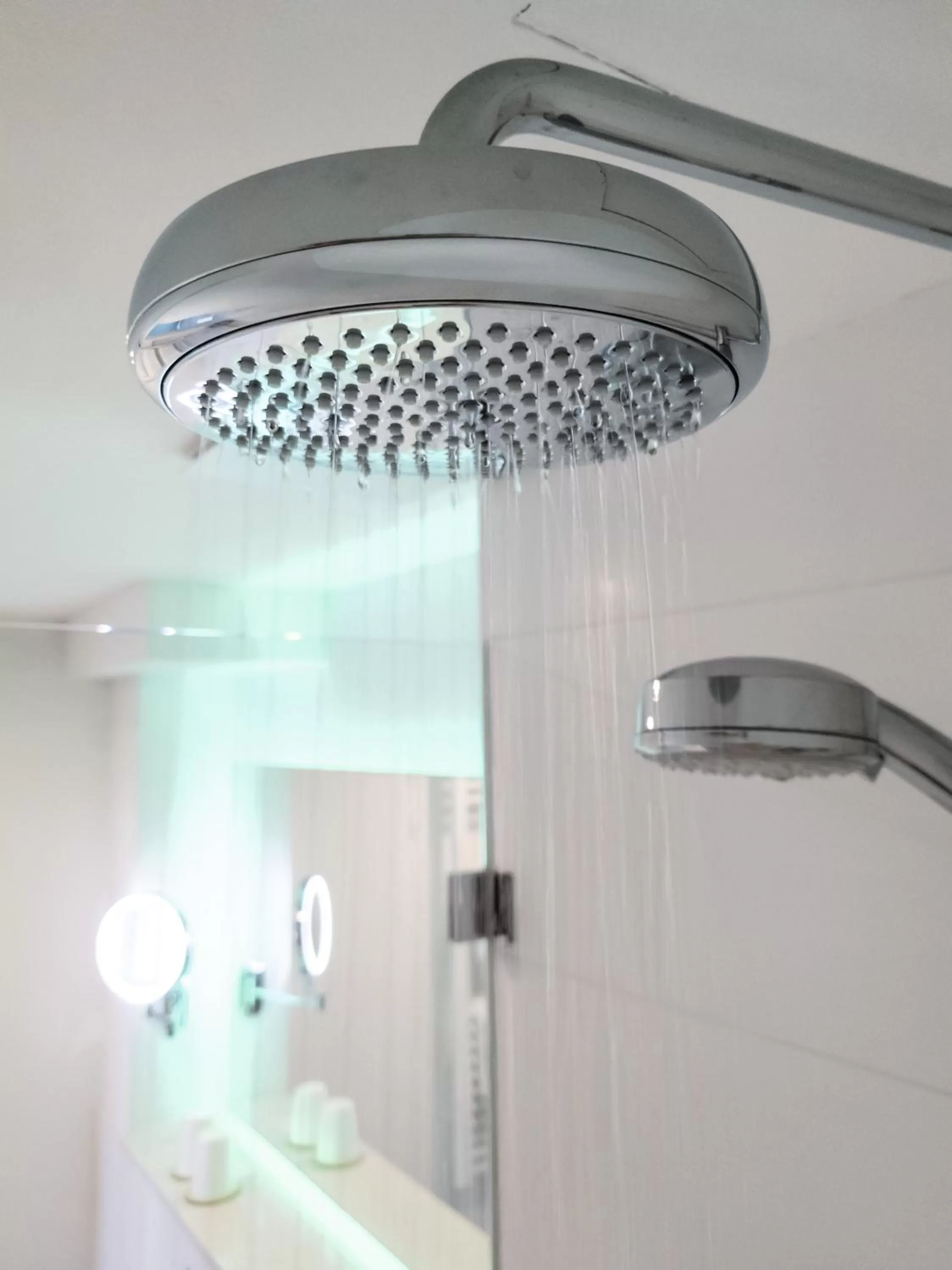 Shower in bedpark Stellingen