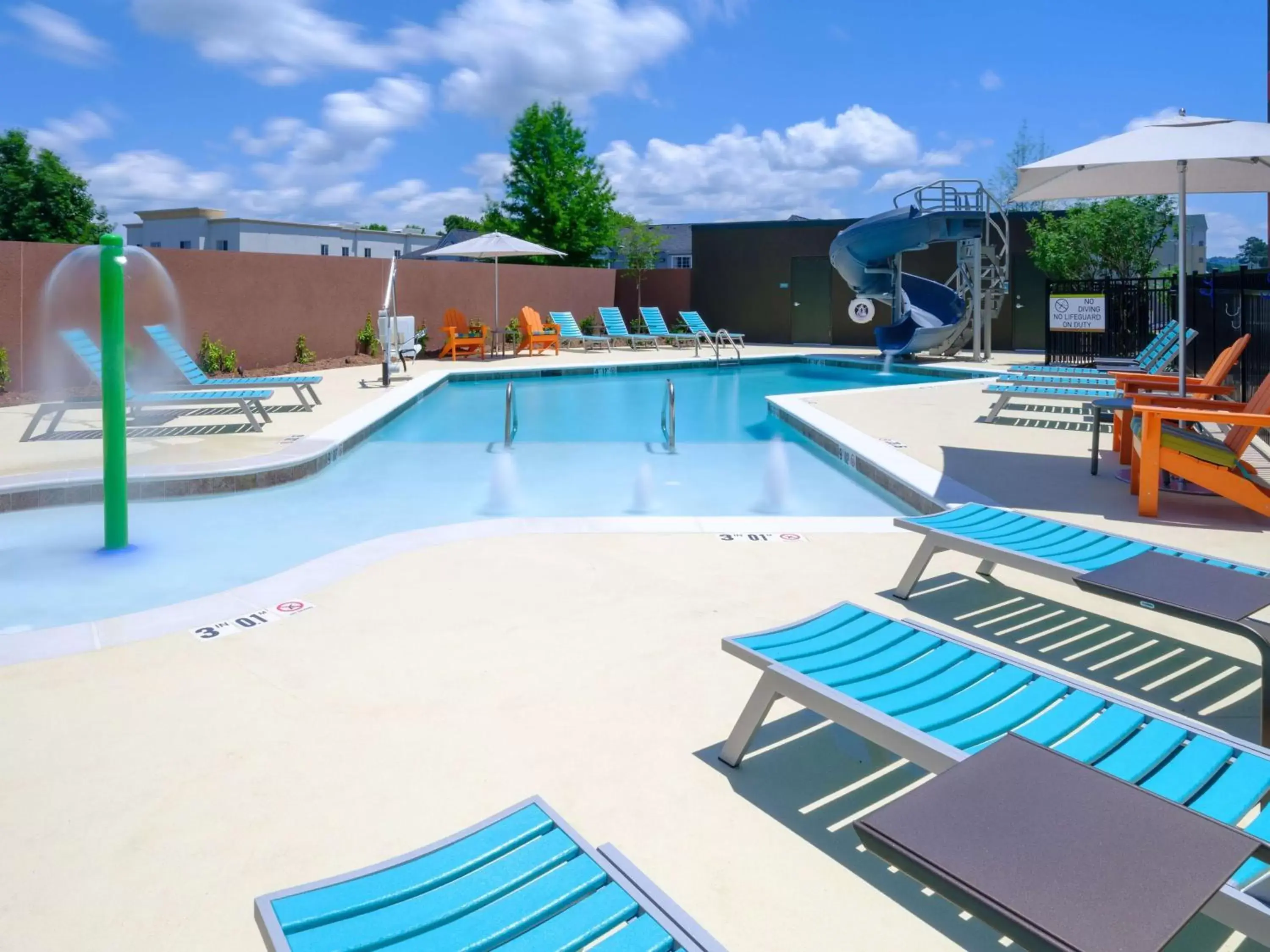 Pool view, Swimming Pool in Home2 Suites By Hilton Chattanooga Hamilton Place