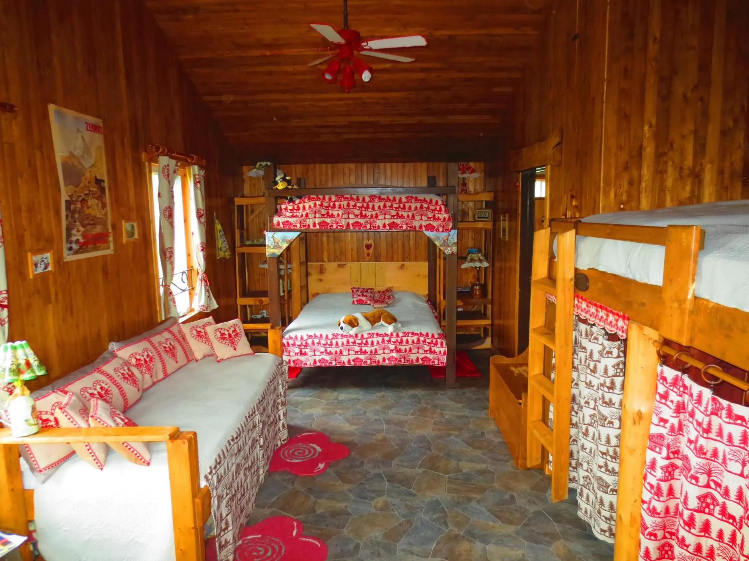 Standard Suite with Private Bathroom in Le Gîte Ambrelane