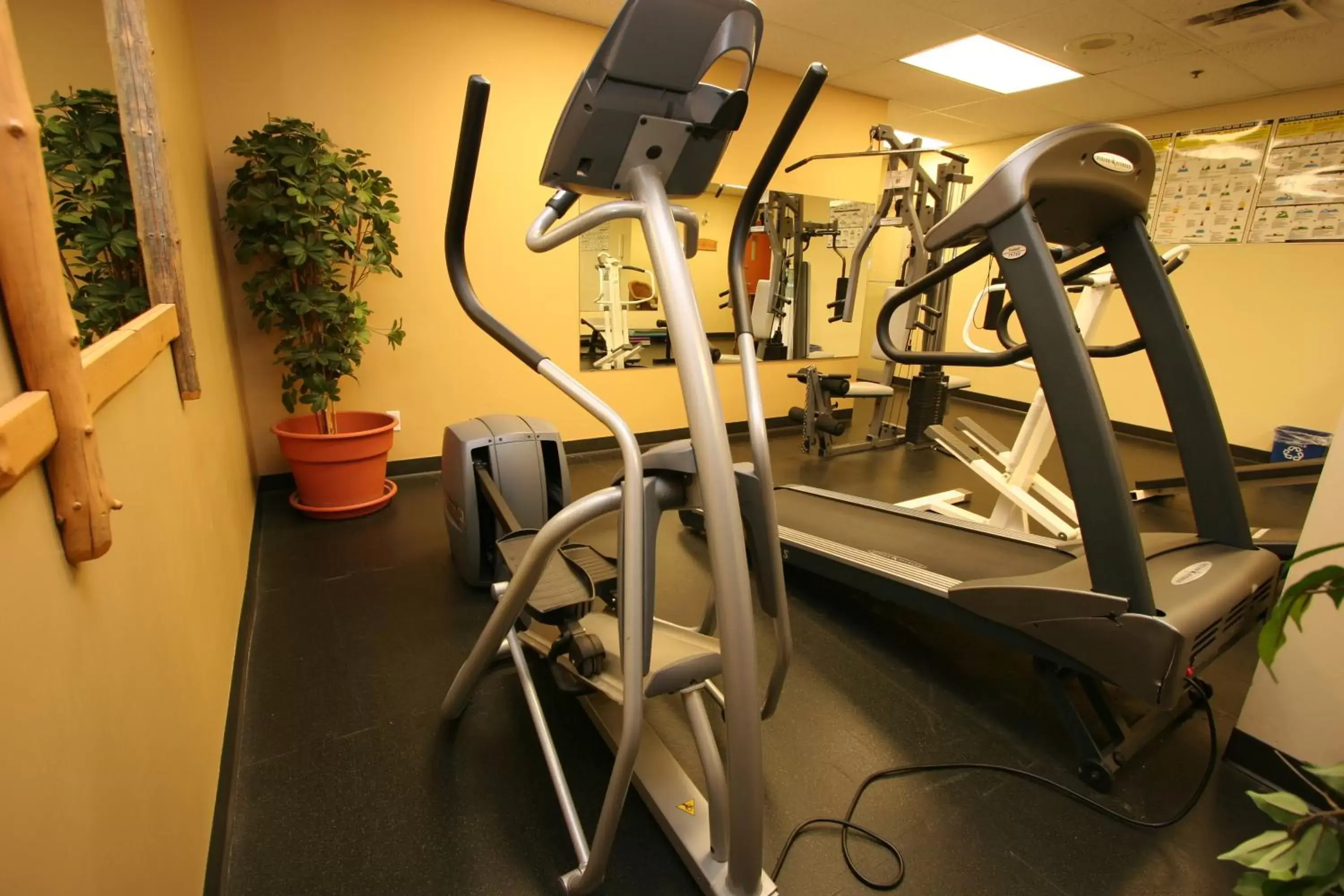 Fitness centre/facilities, Fitness Center/Facilities in Coast Hillcrest Hotel