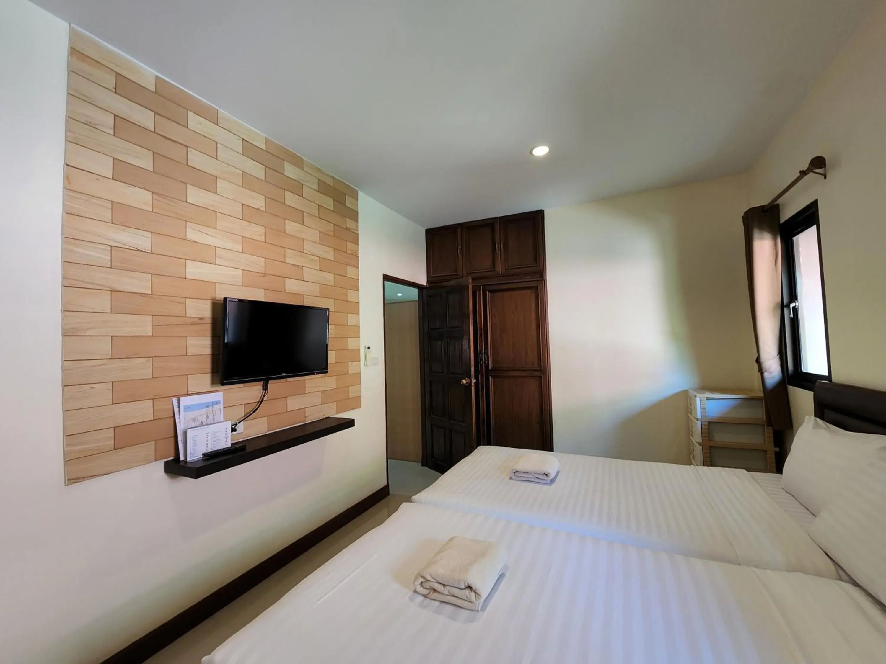 Bed in La-or Resort Bed in La-or Resort