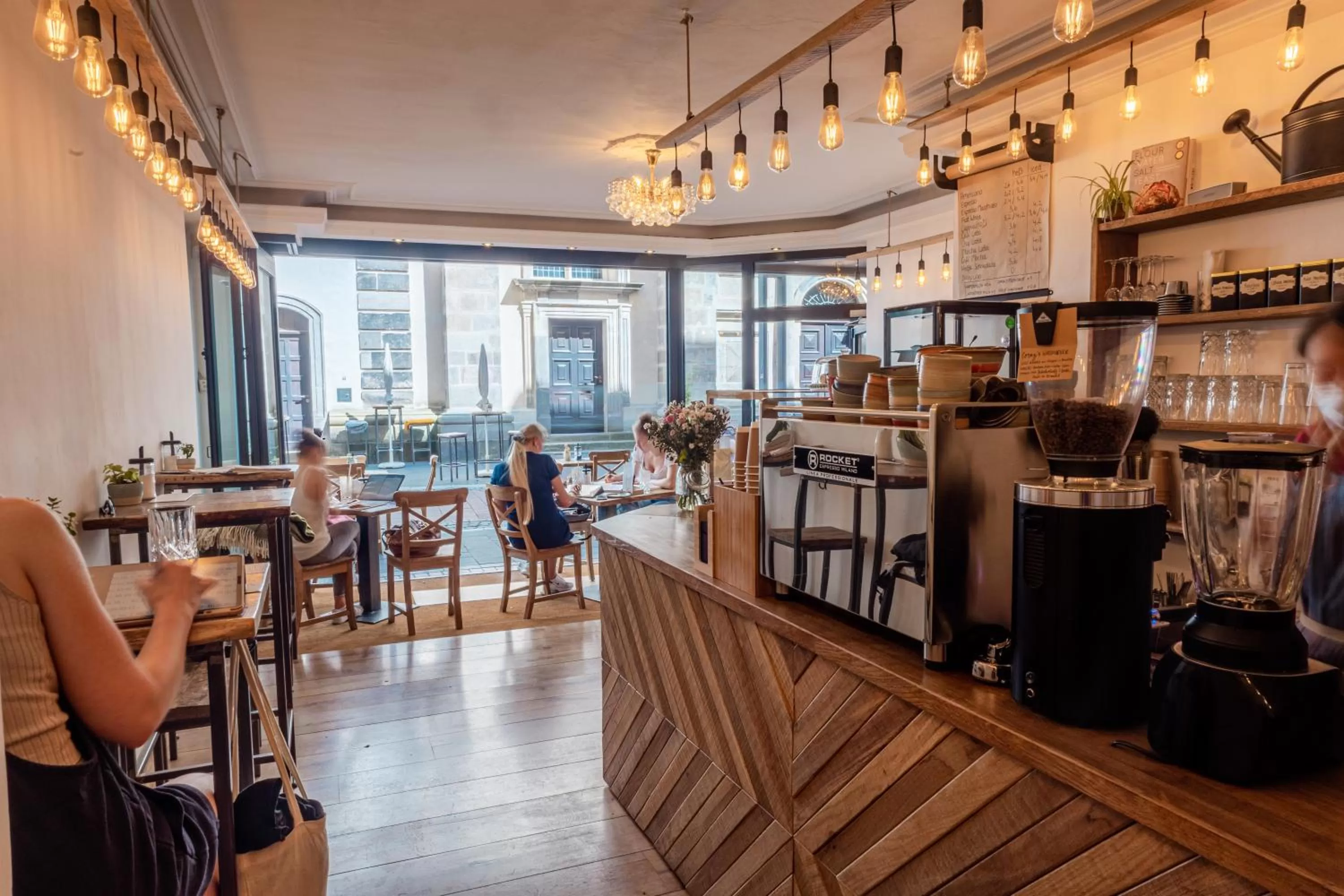 Breakfast in Beethoven Hotel Dreesen - furnished by BoConcept