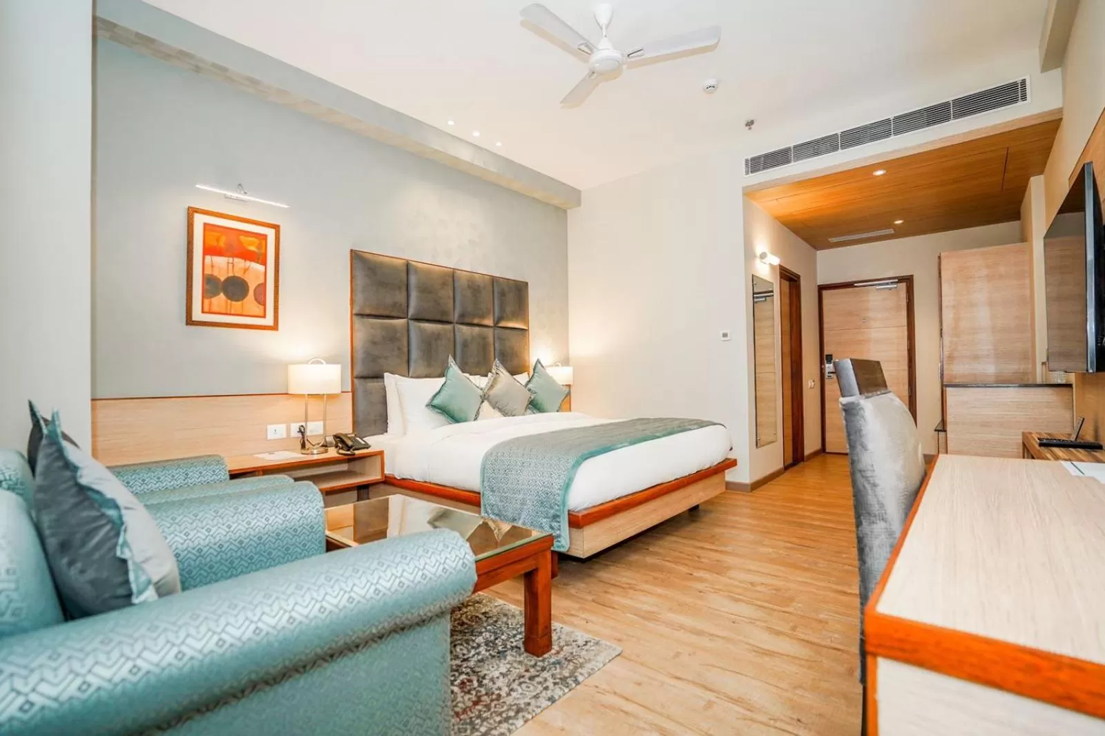 Photo of the whole room, Bed in The Zenith - A boutique hotel by Hot Millions