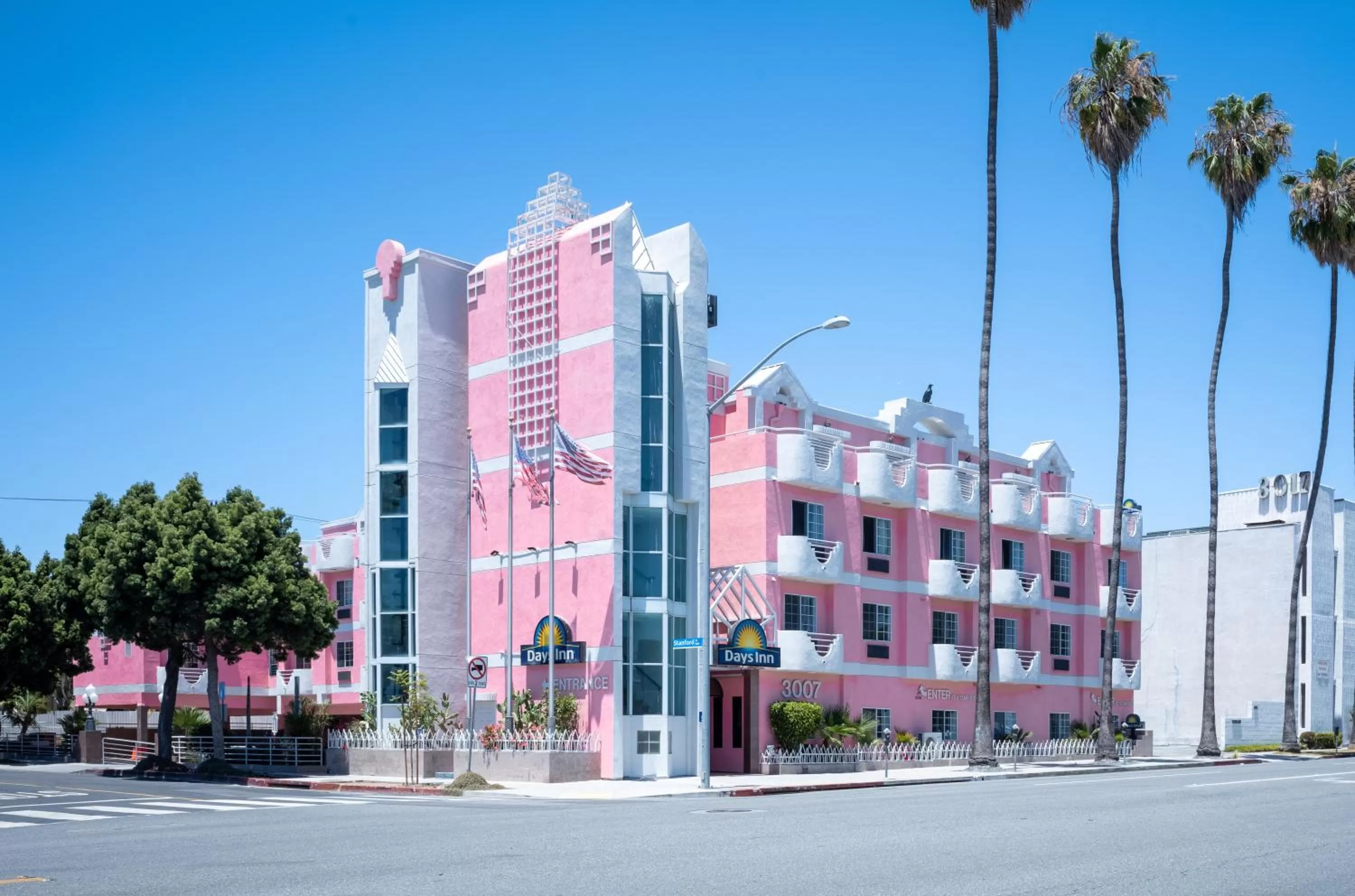 Property building in Days Inn by Wyndham Santa Monica