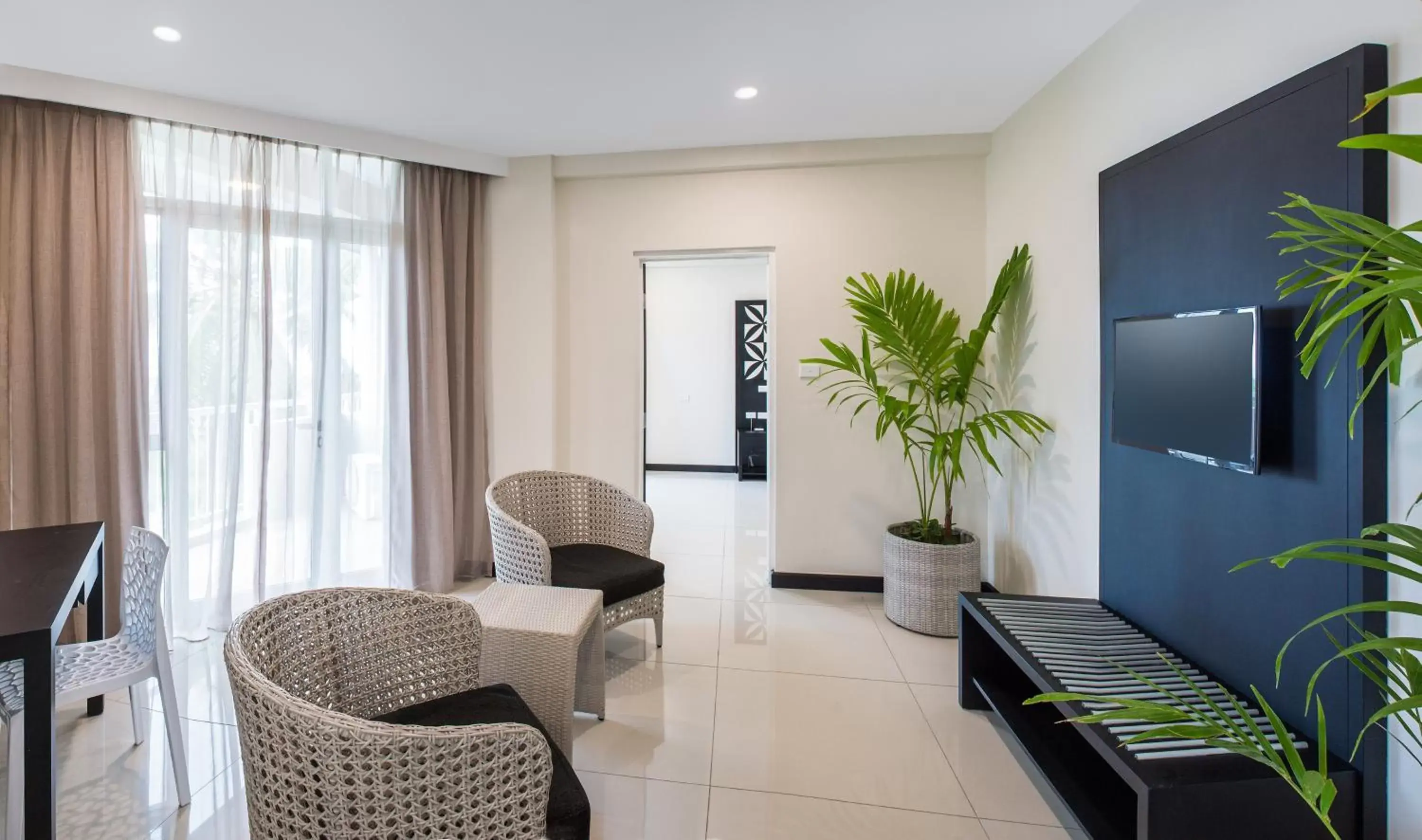 TV and multimedia, Seating Area in Tanoa International Dateline Hotel