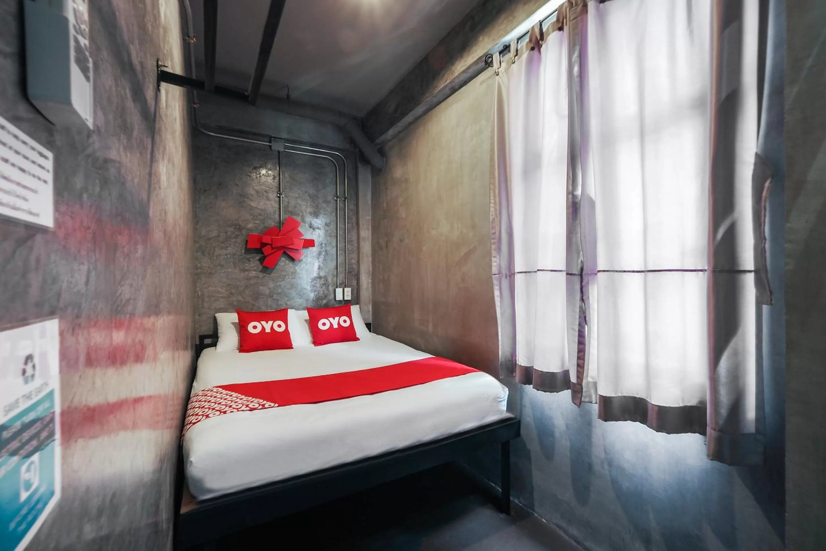 Bedroom, Bed in Super OYO 75332 Vm1 Hostel