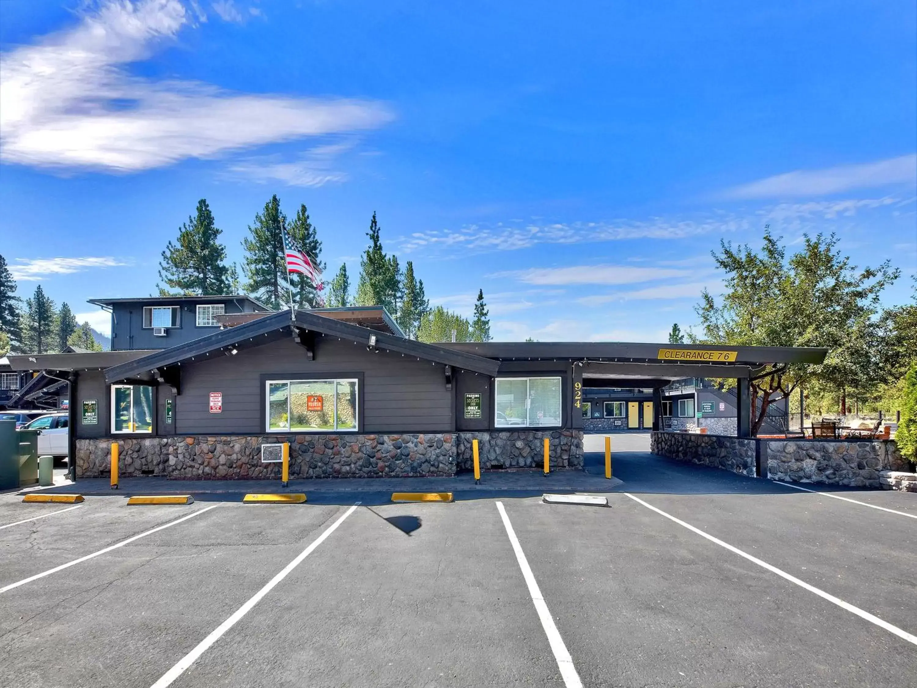 Property Building in Secrets Inn Lake Tahoe