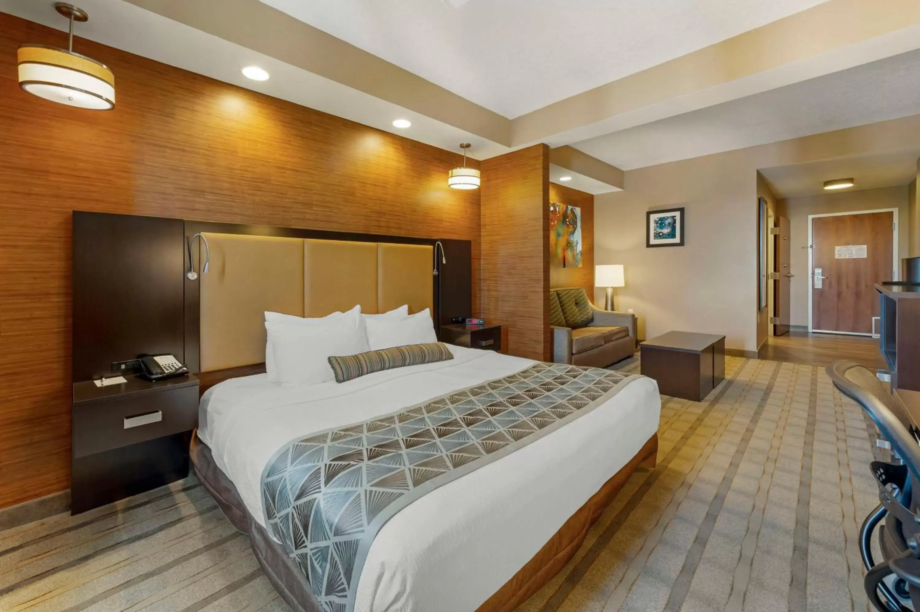 Bedroom, Bed in Best Western Plus Miami Executive Airport Hotel and Suites