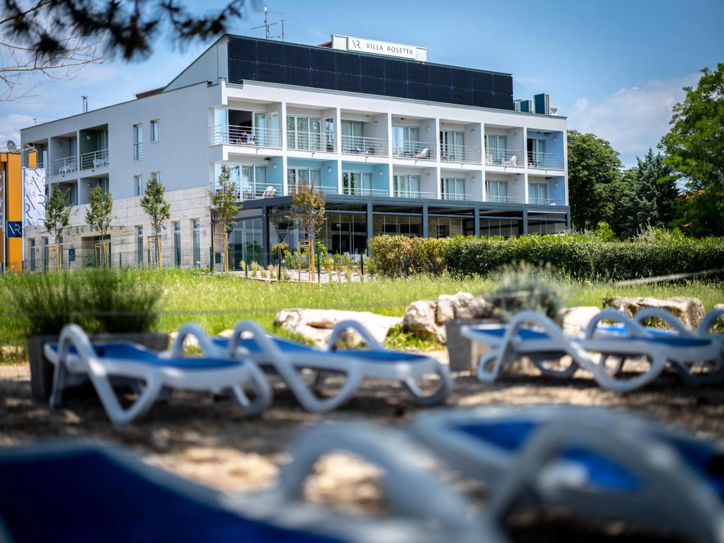 Property building in Hotel Villa Rosetta