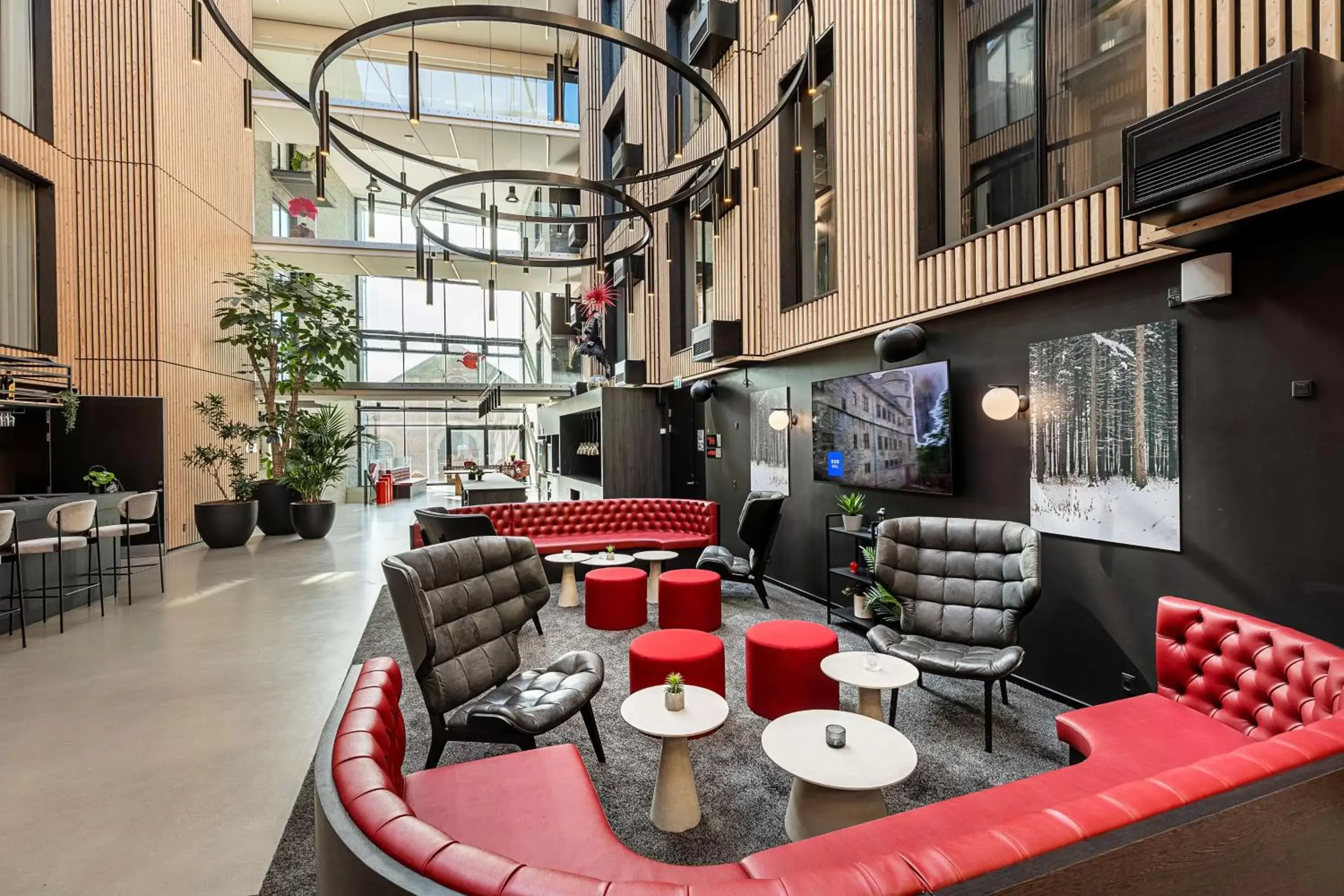 Lobby or reception, Lounge/Bar in Radisson RED Aarhus