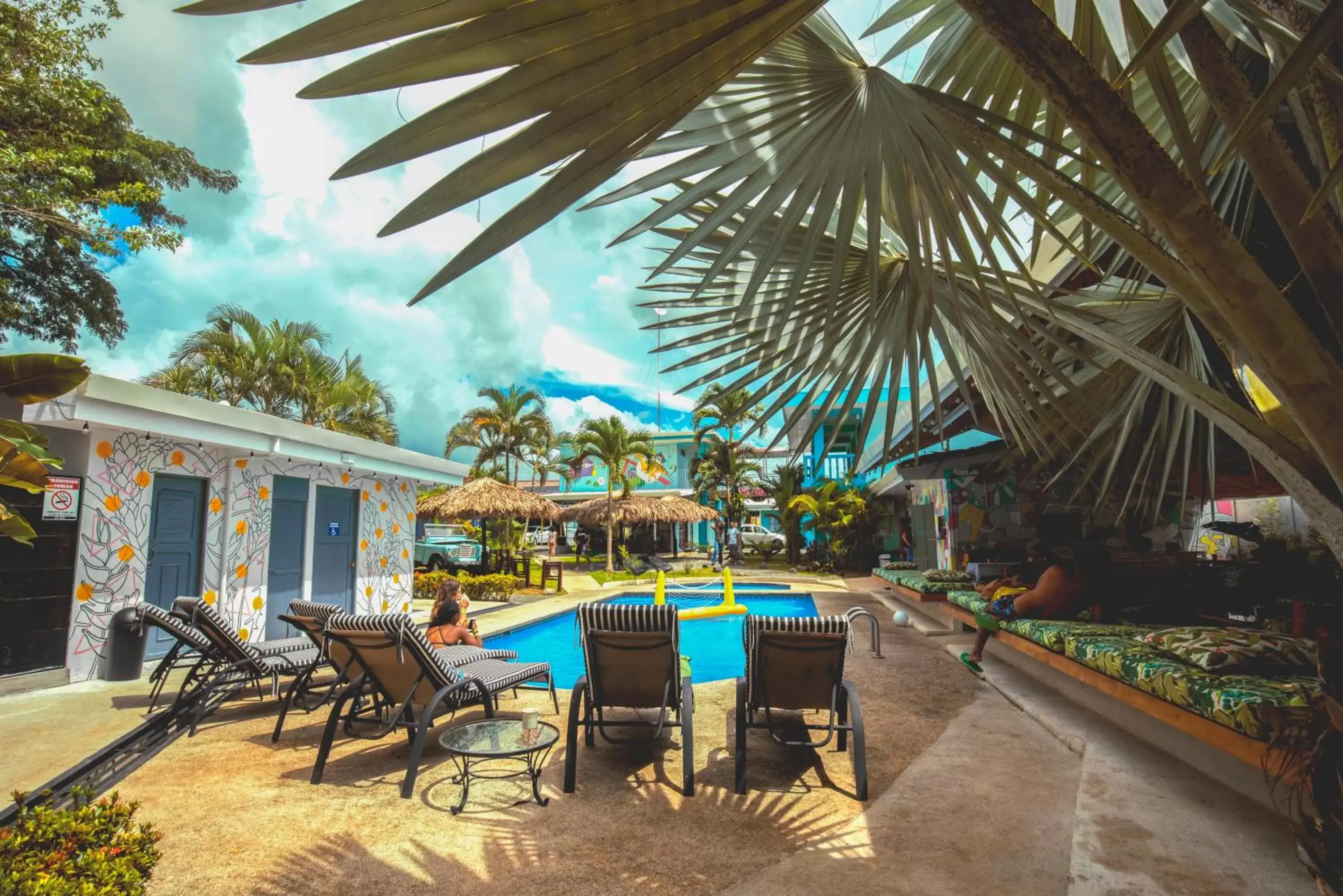 Swimming pool in Selina La Fortuna