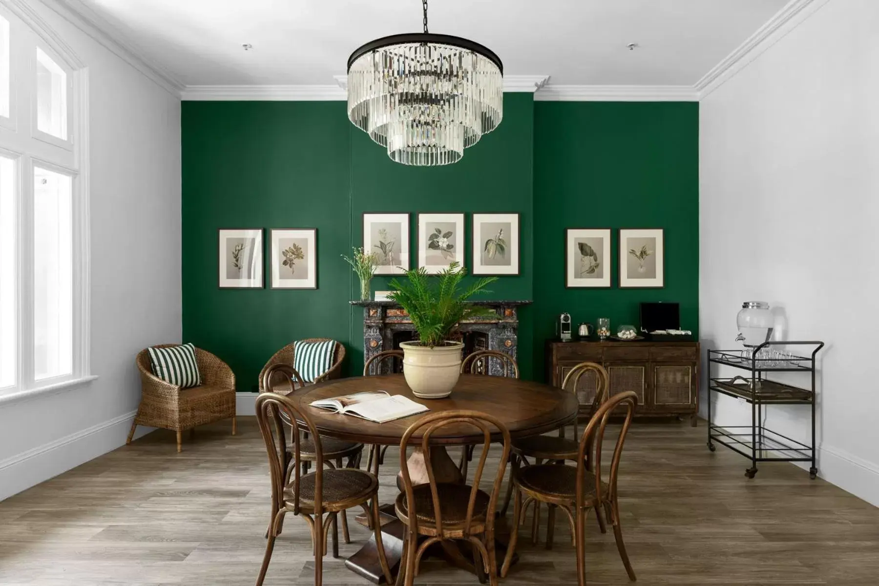 Property building in Hotel Challis Potts Point Property building in Hotel Challis Potts Point