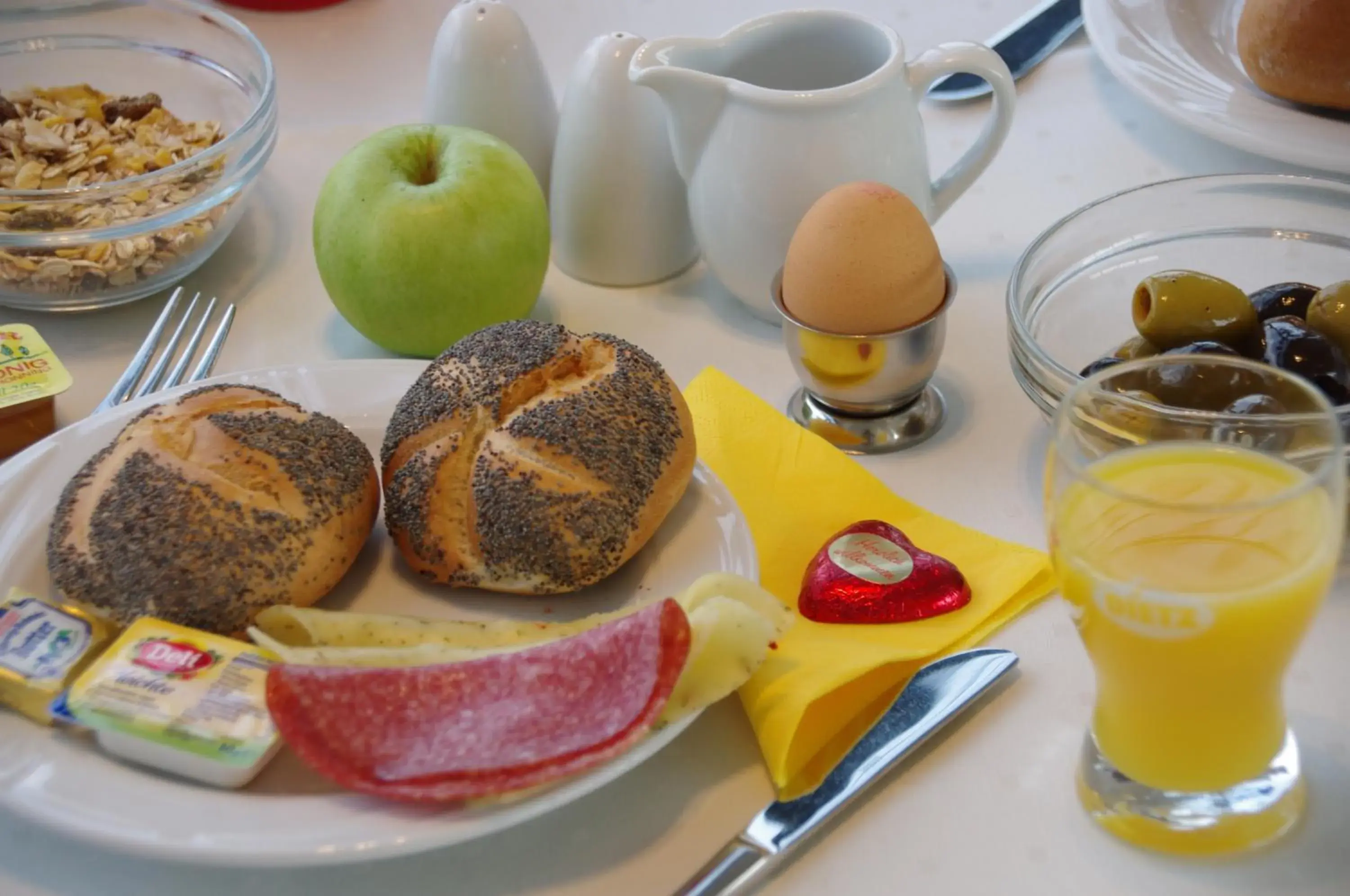 Breakfast in Come Inn Berlin Kurfürstendamm