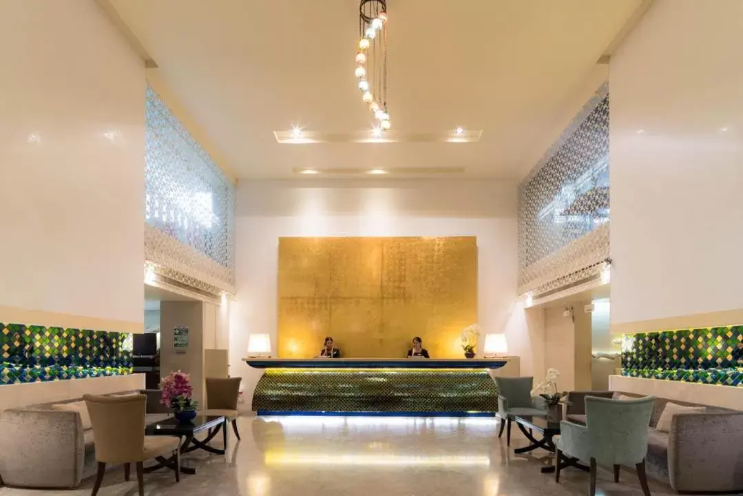 Lobby or reception, Swimming Pool in Furama Silom Hotel