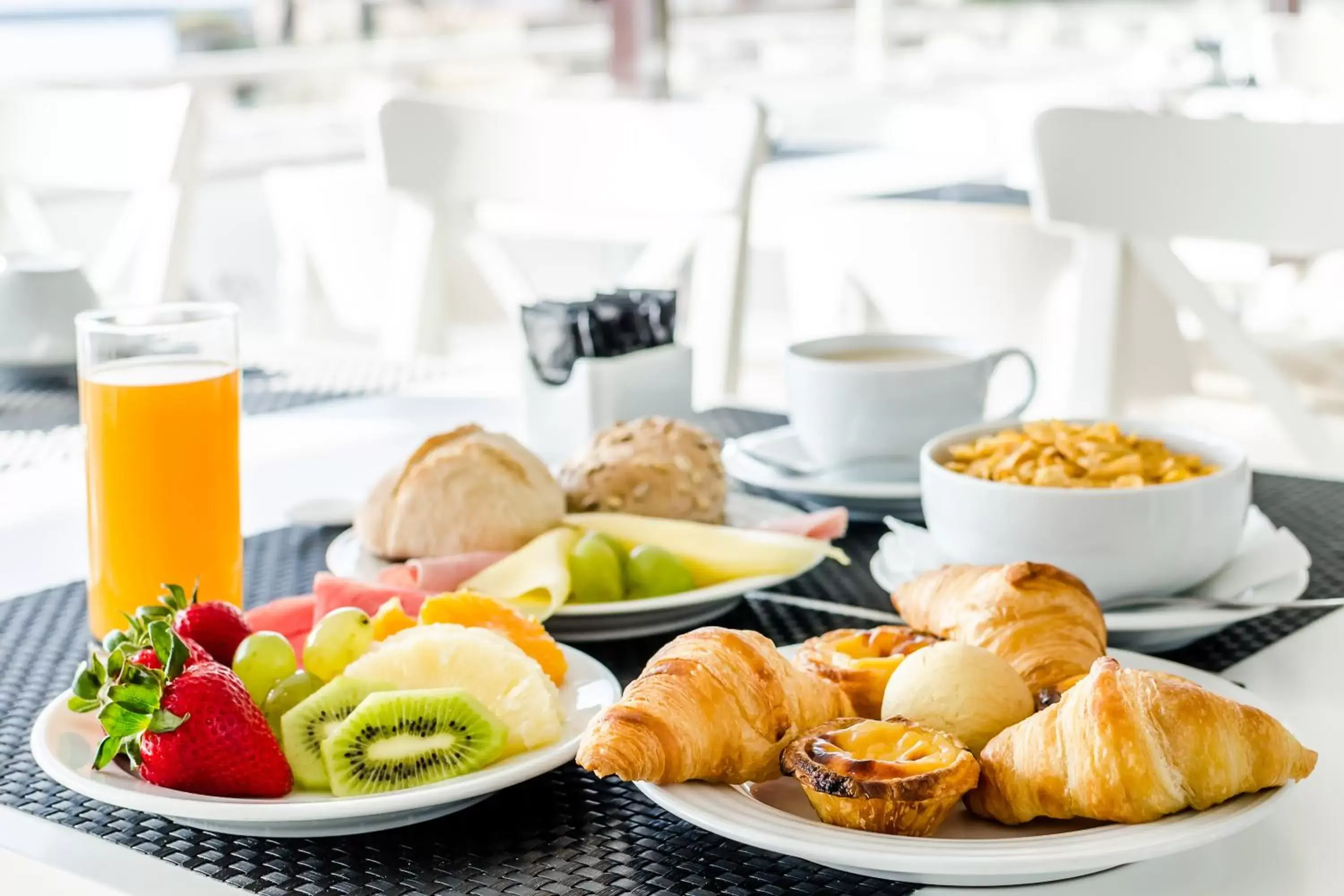 Breakfast in KateKero Breakfast in KateKero