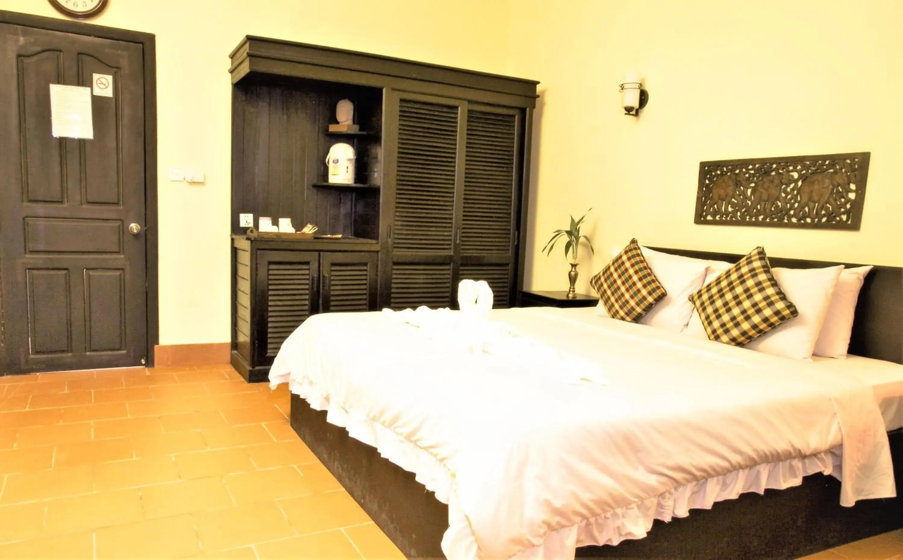 Living room, Bed in Sonalong Boutique Village & Resort Living room, Bed in Sonalong Boutique Village & Resort