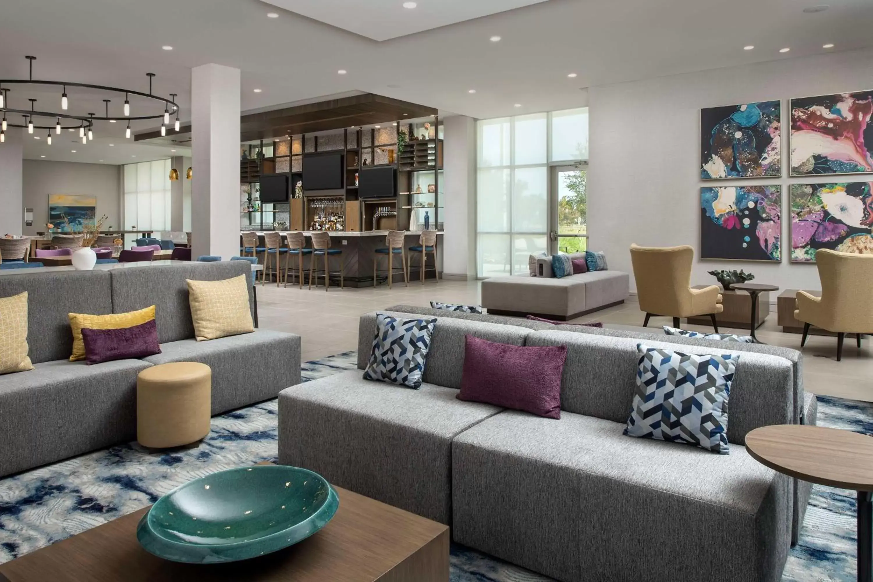 Lobby or reception, Lounge/Bar in Hilton Garden Inn Pensacola Downtown