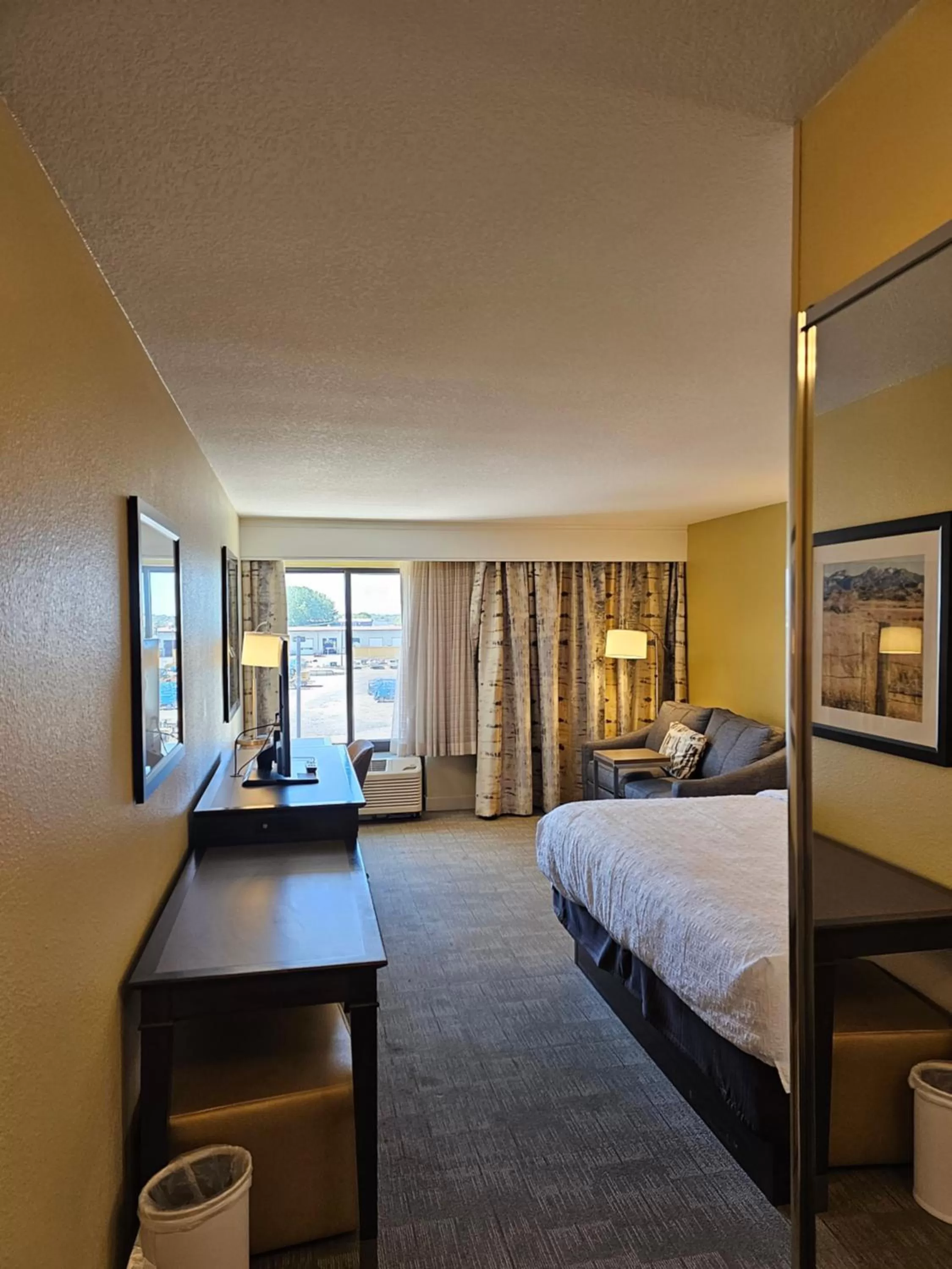 Bed in Hampton Inn Billings