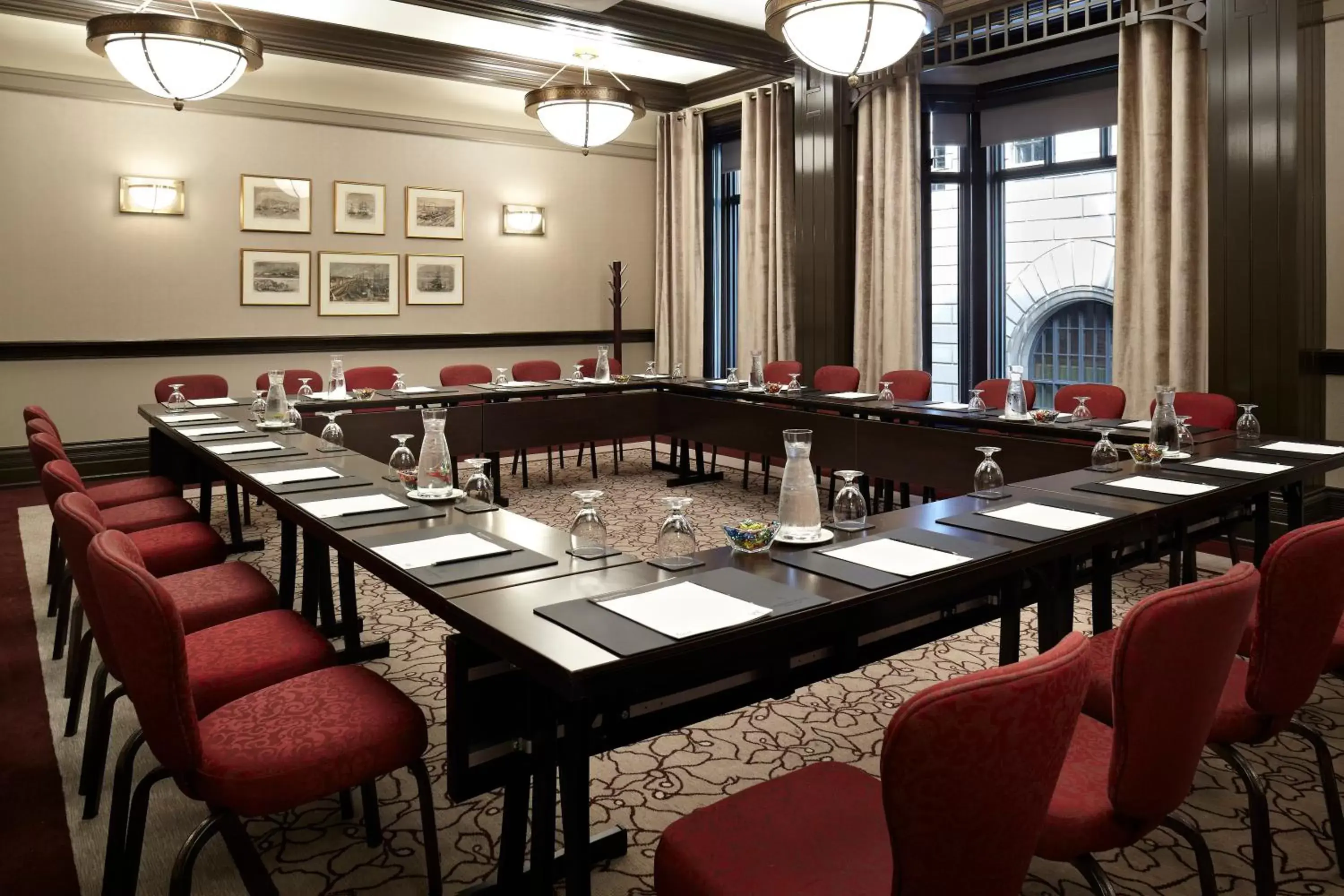 Meeting/conference room in InterContinental Montreal, an IHG Hotel