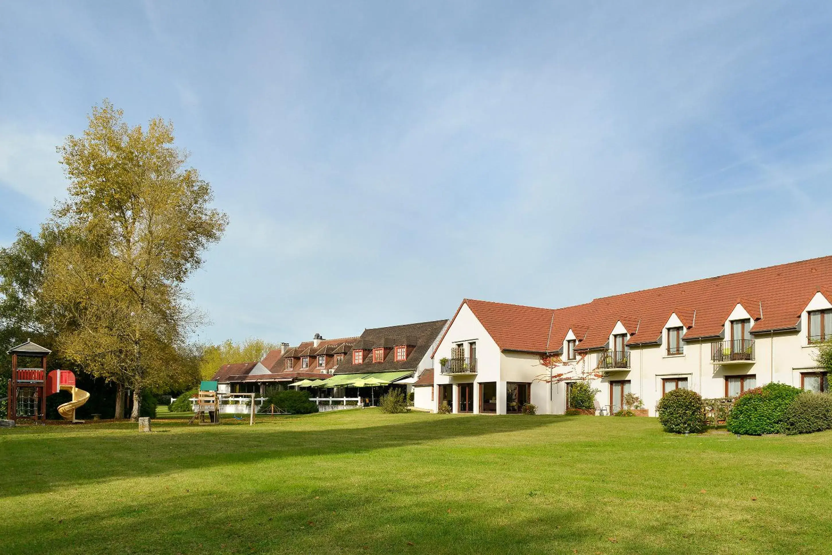 Property Building in Logis Le Relais De Pouilly