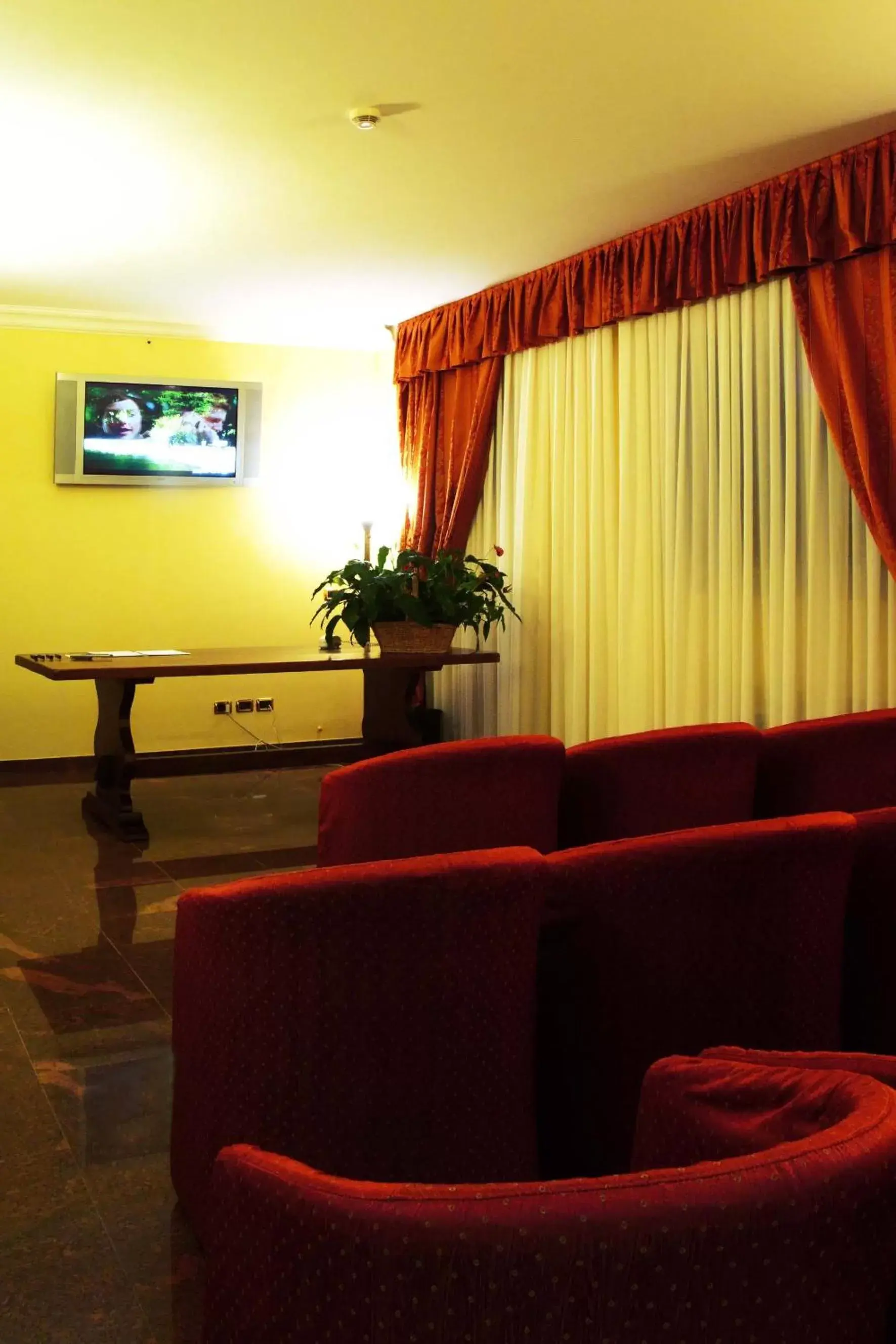 Decorative detail, Seating Area in Hotel President