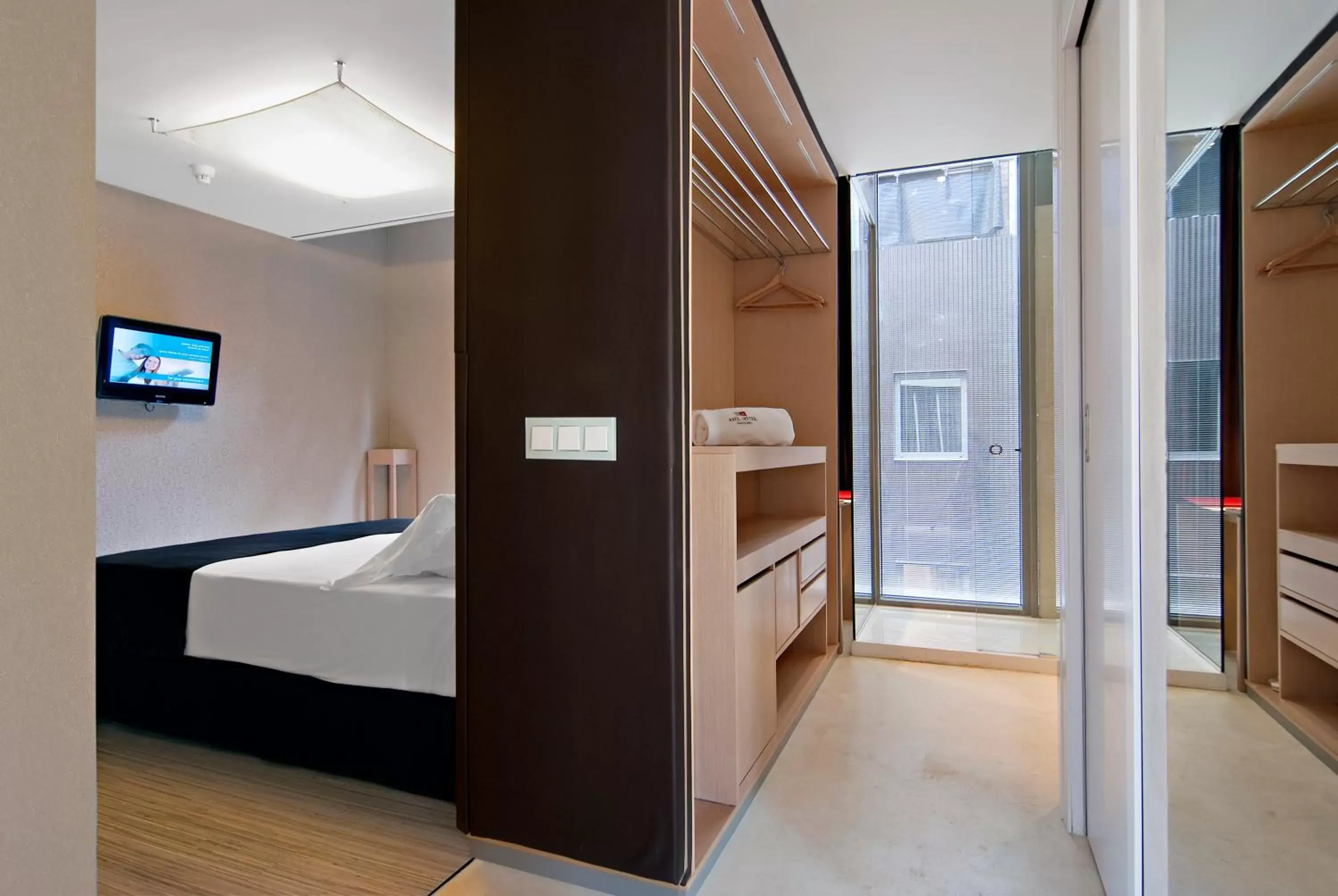 Photo of the whole room, Bed in Axel Hotel Barcelona & Urban Spa- Adults Only