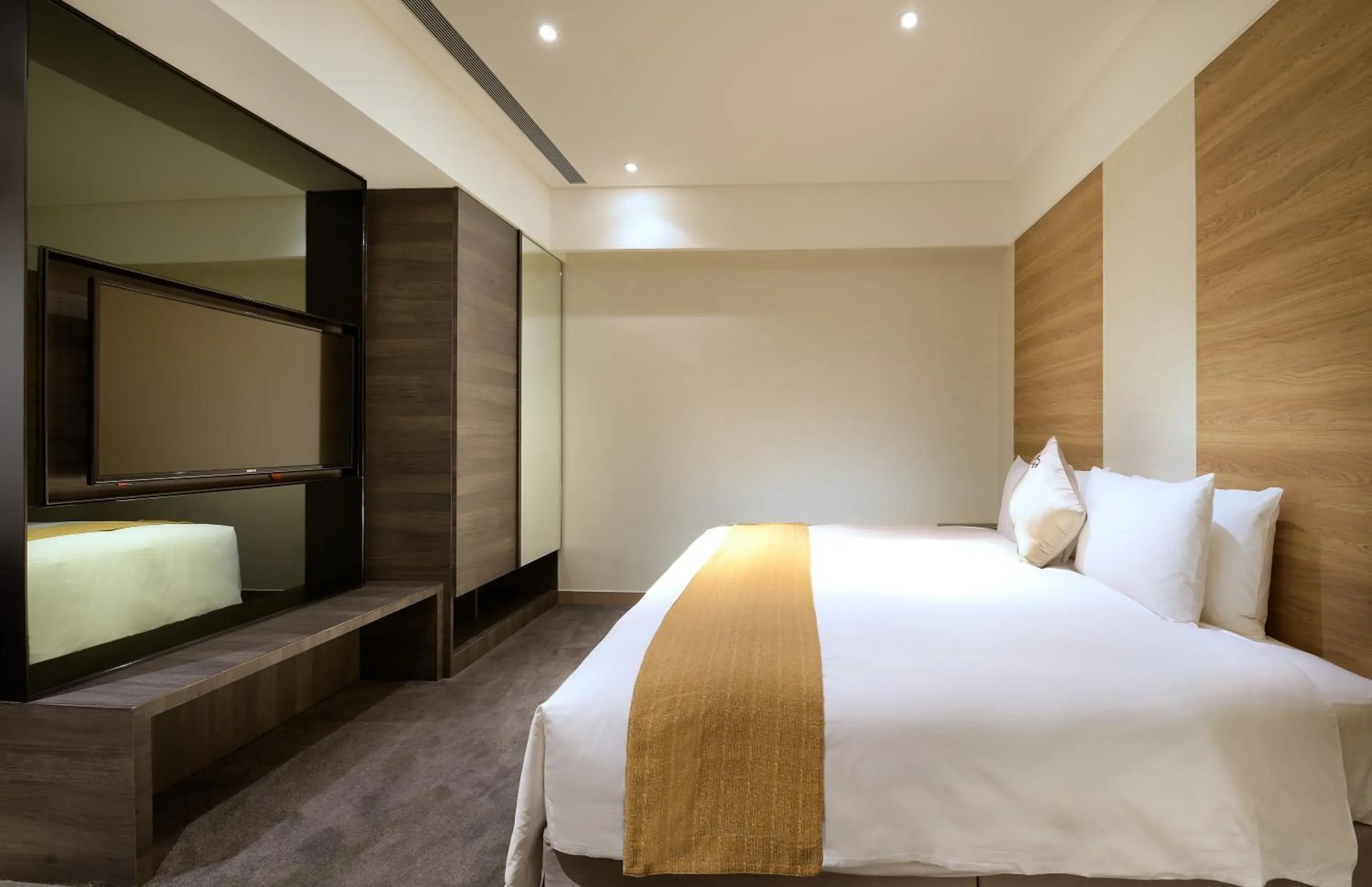 Photo of the whole room, Bed in Hualien Holiday Hotel Photo of the whole room, Bed in Hualien Holiday Hotel