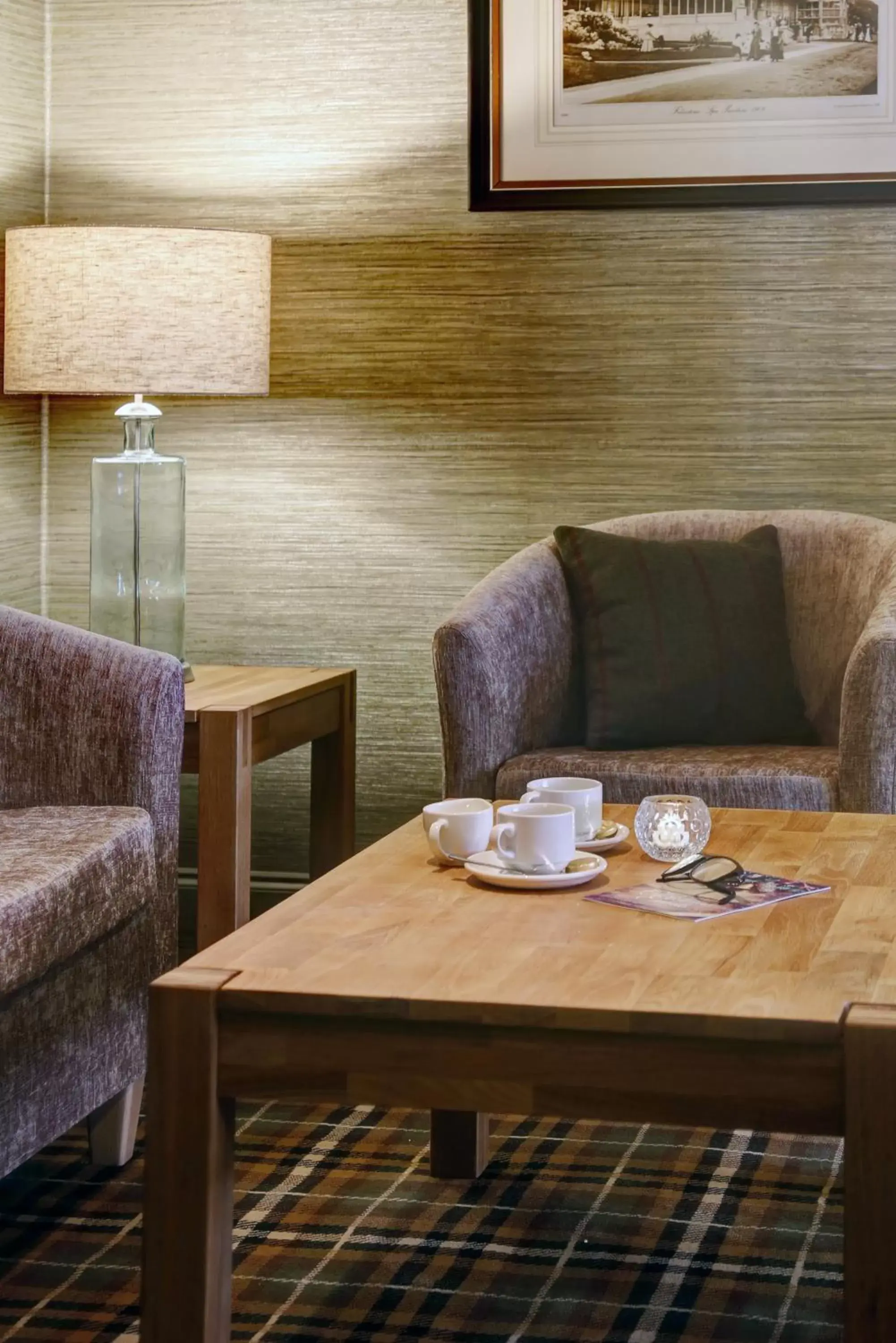 Lounge or bar, Seating Area in Best Western Brook Hotel