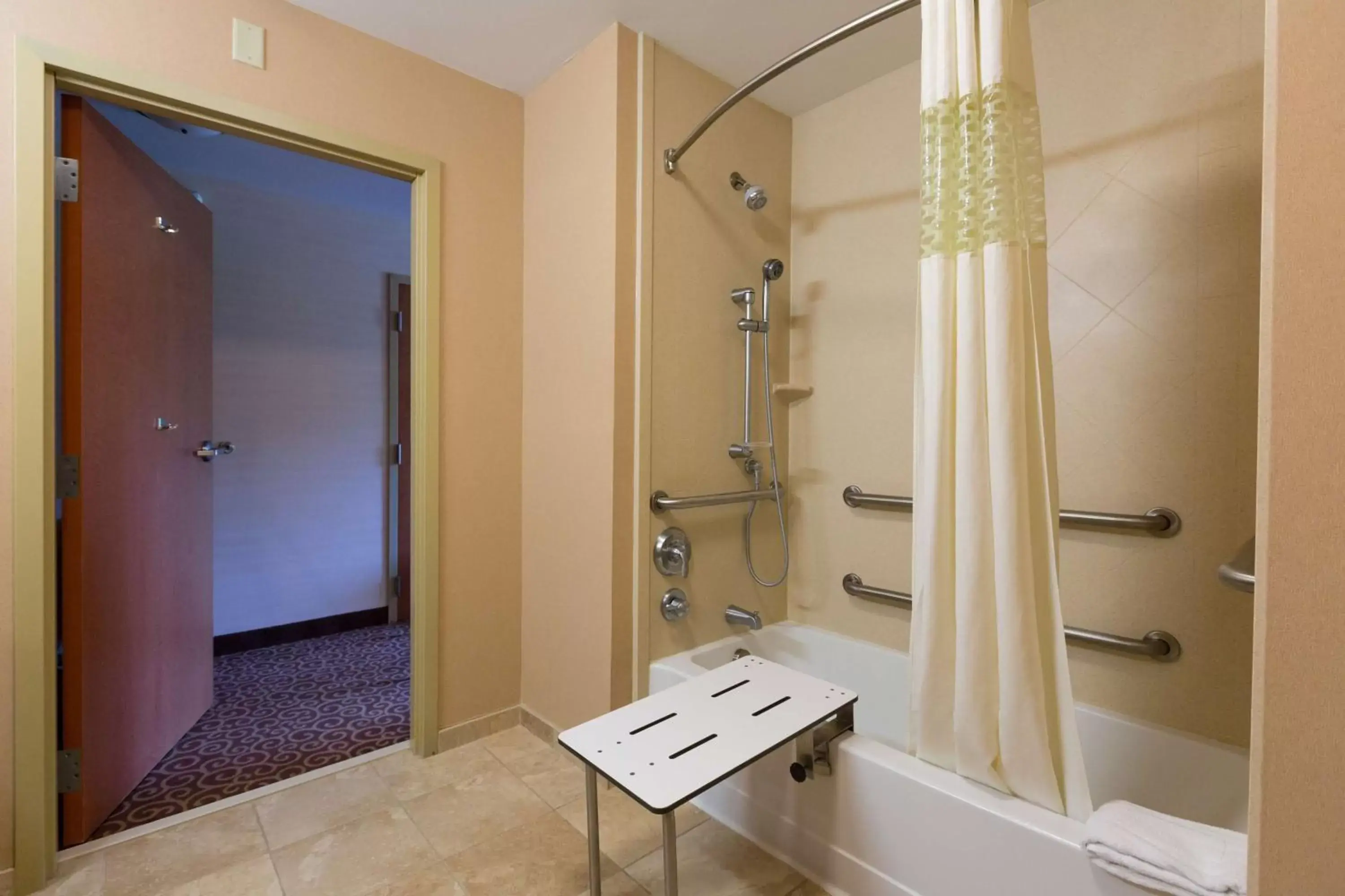 Queen Room with Two Queen Beds - Mobility and Hearing Access/Non-Smoking in Hampton Inn Goshen Queen Room with Two Queen Beds - Mobility and Hearing Access/Non-Smoking in Hampton Inn Goshen