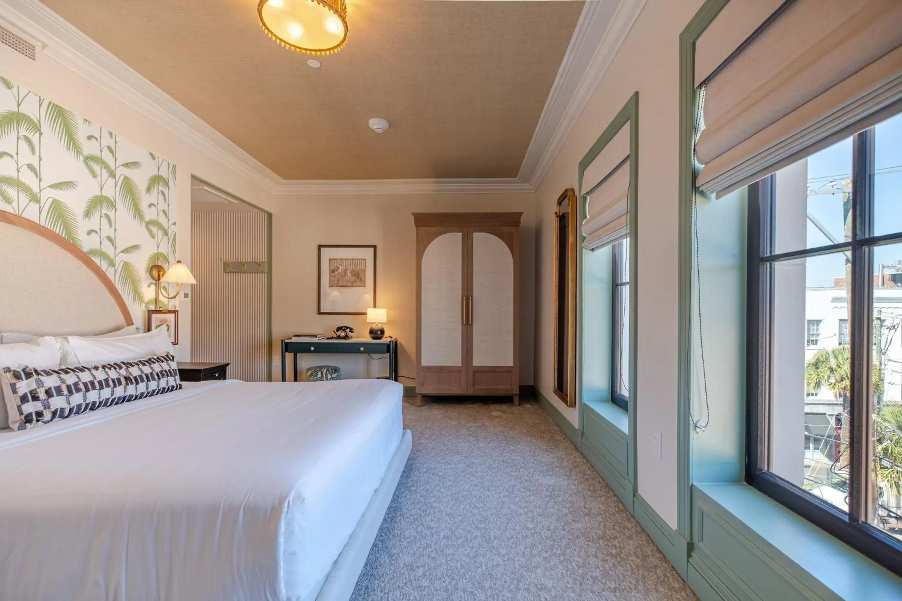 Bed in The Palmetto Hotel, Charleston