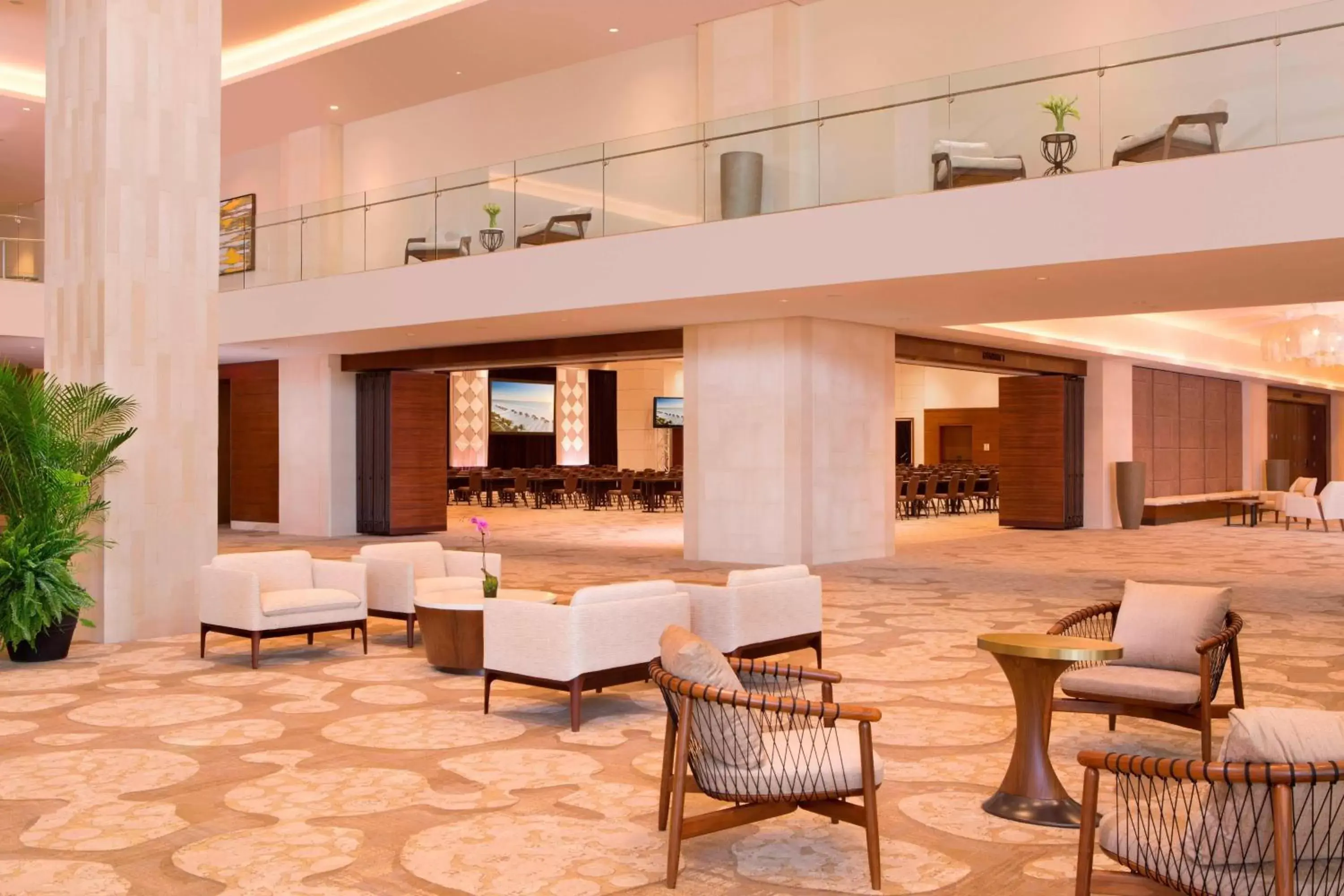 Meeting/conference room, Lounge/Bar in JW Marriott Marco Island Beach Resort