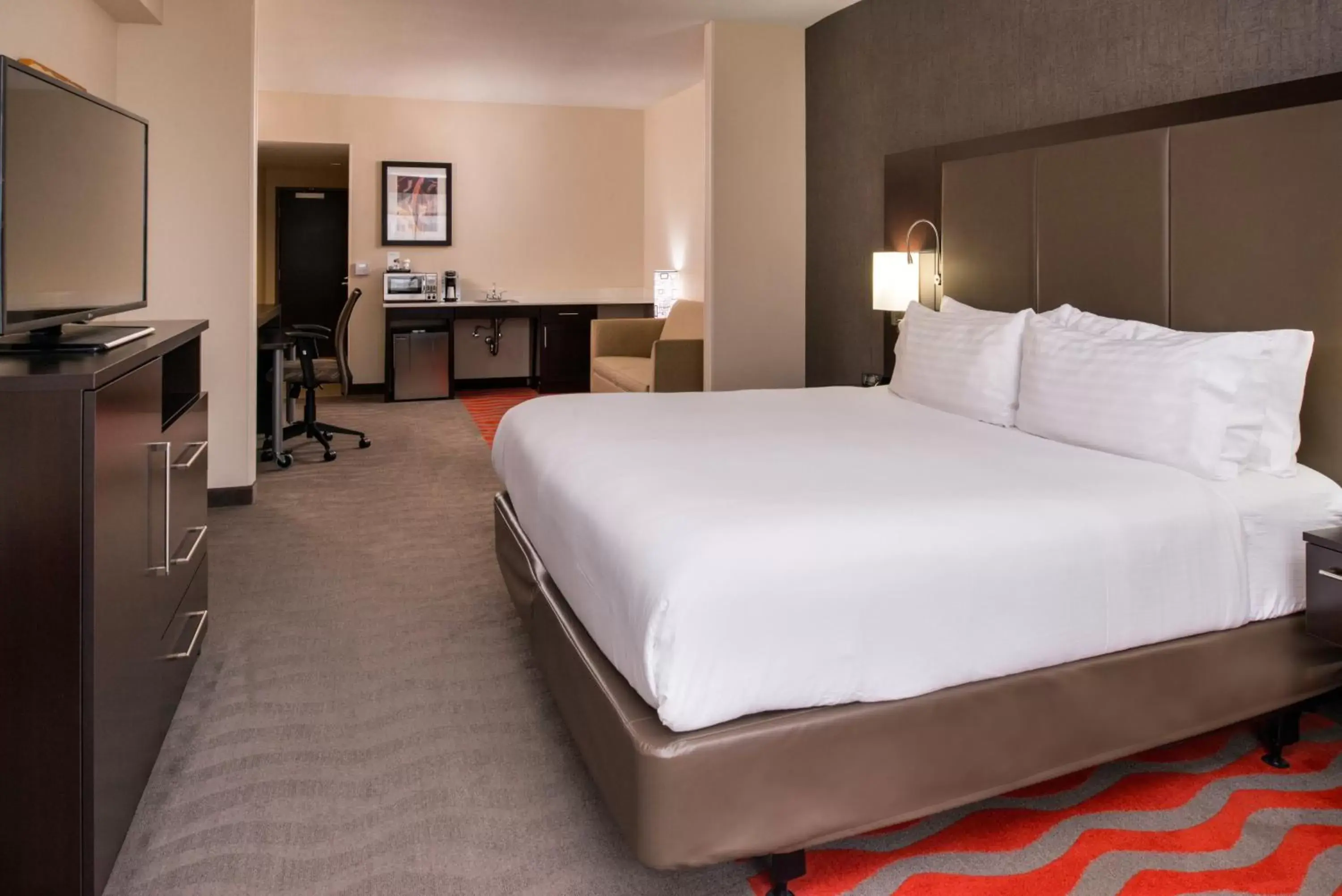 Suite - Mobility Access/Hearing Accessible in Holiday Inn Express & Suites Monroe, an IHG Hotel