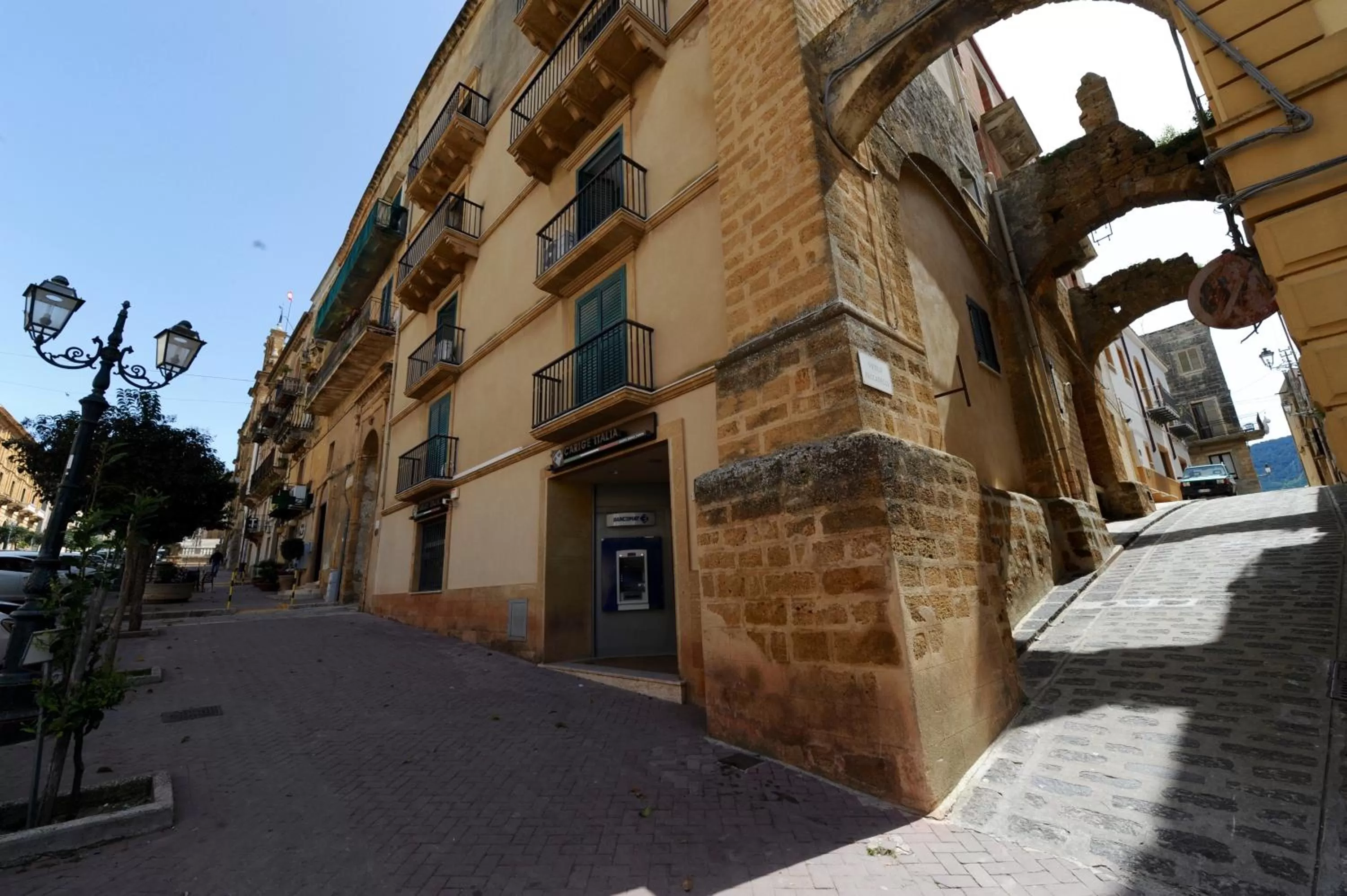 Street view, Property Building in Il Cortile del Marchese Beccadelli
