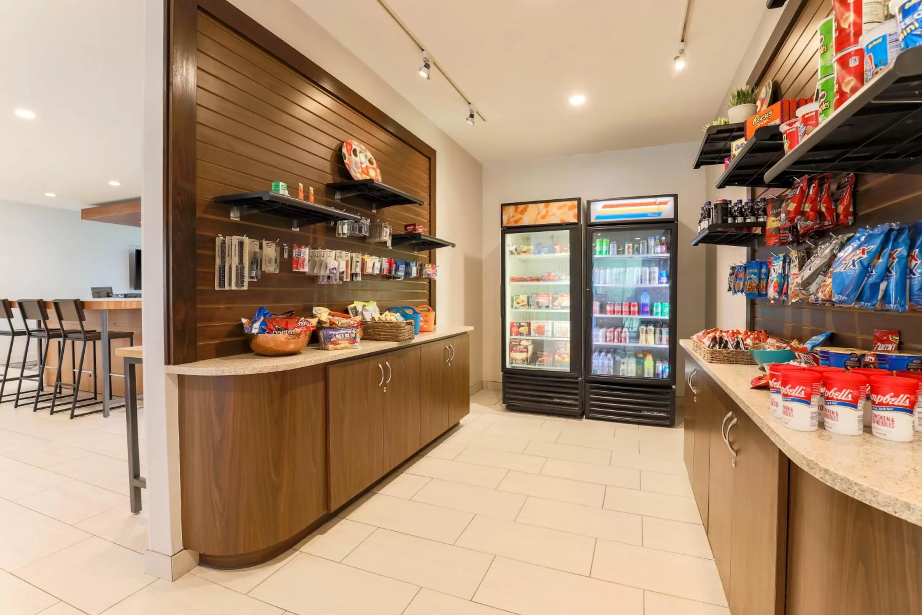 Lobby or reception in Holiday Inn Express & Suites Fort Worth Downtown by IHG