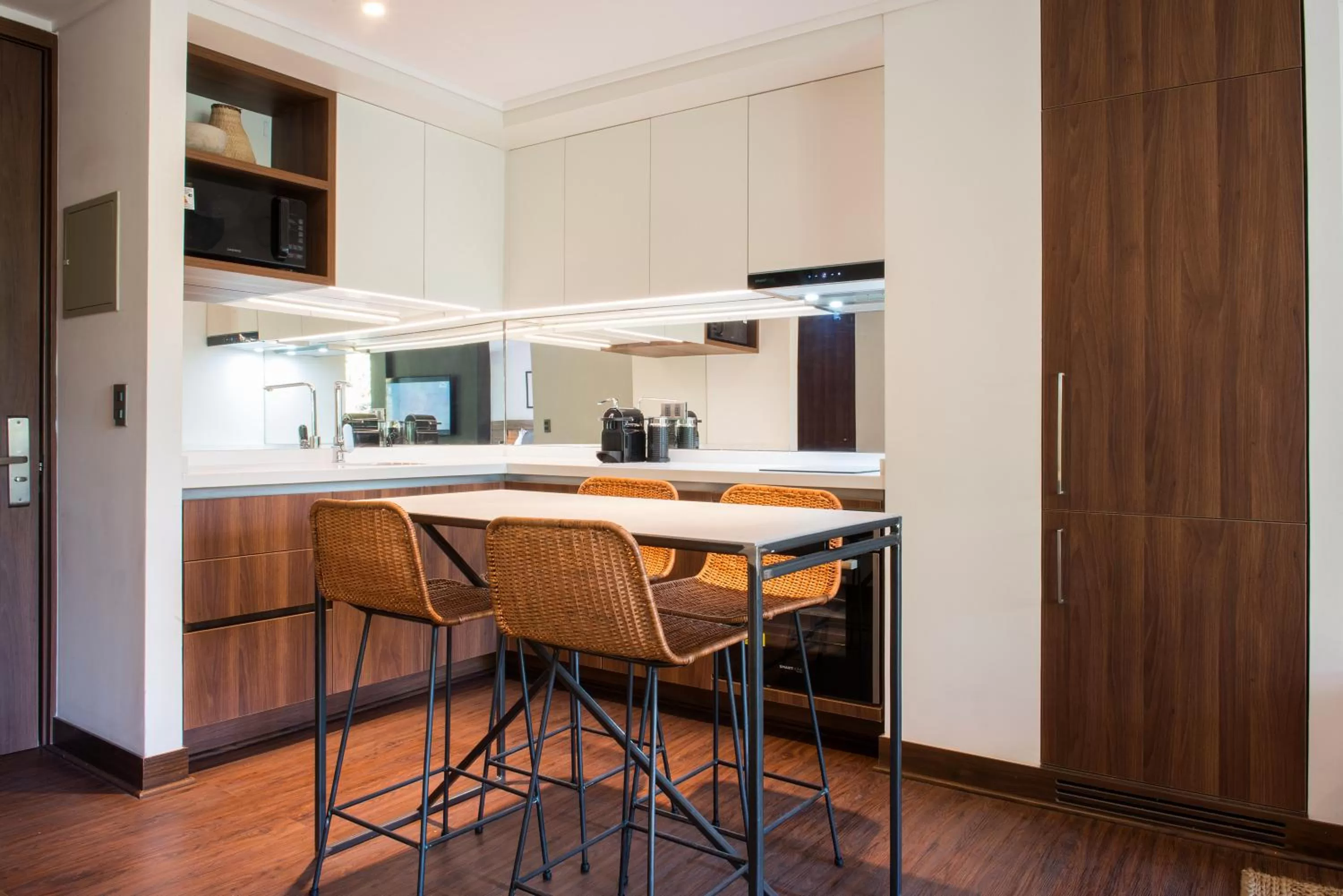 Coffee/tea facilities in The Place