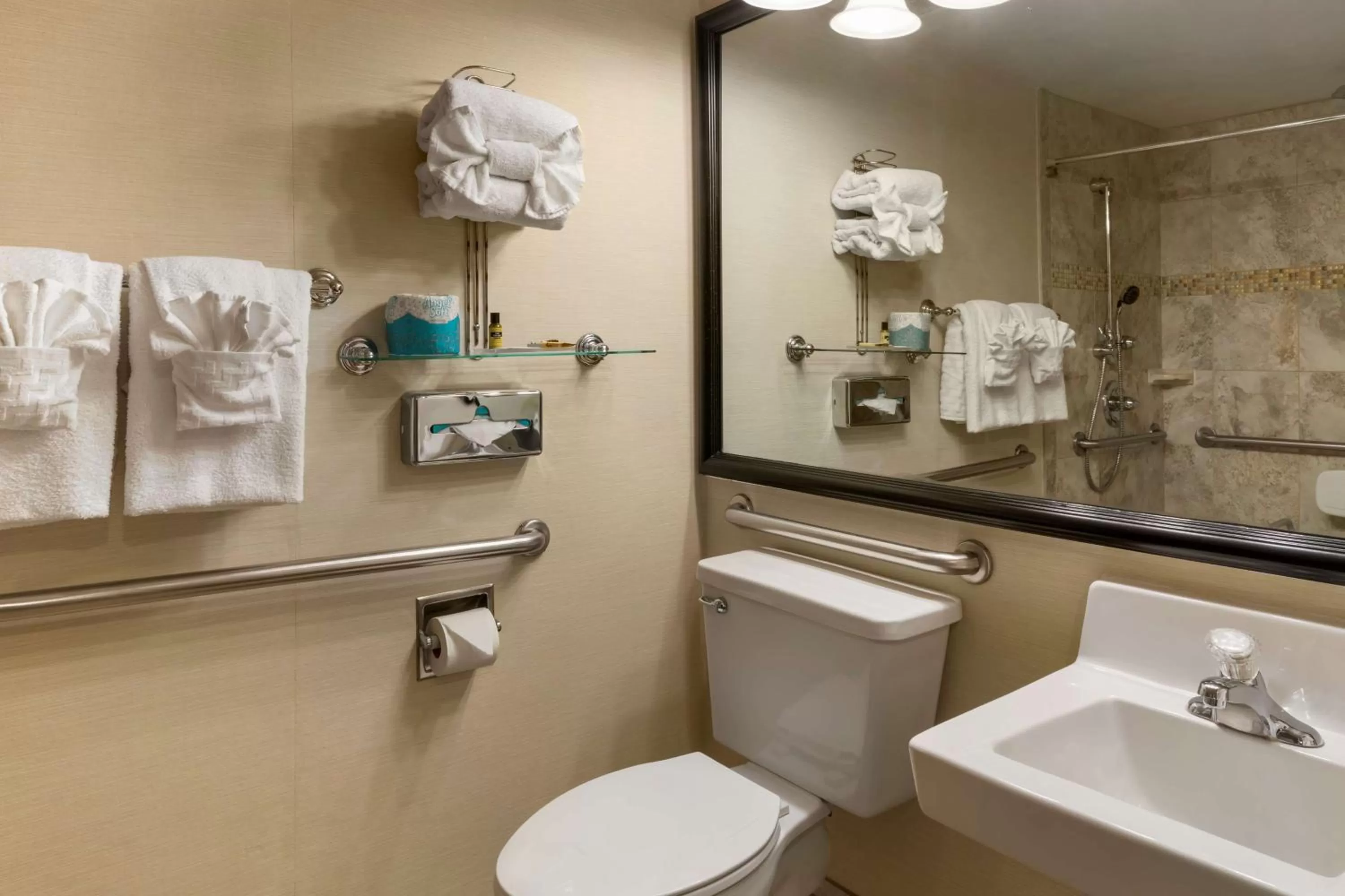 Bathroom in Best Western Plus Ocean View Resort