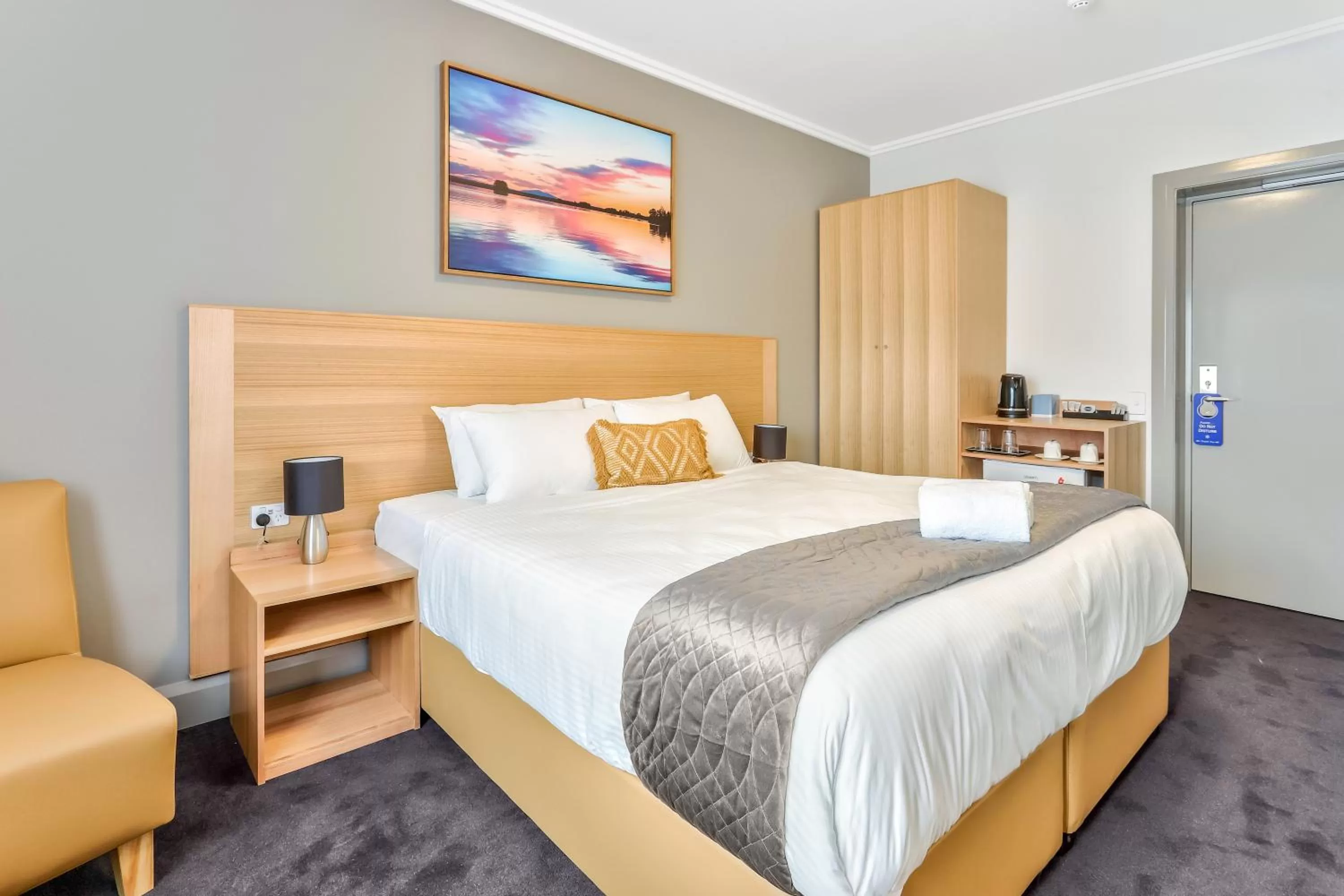 Bed in Meridian Hotel Hurstville