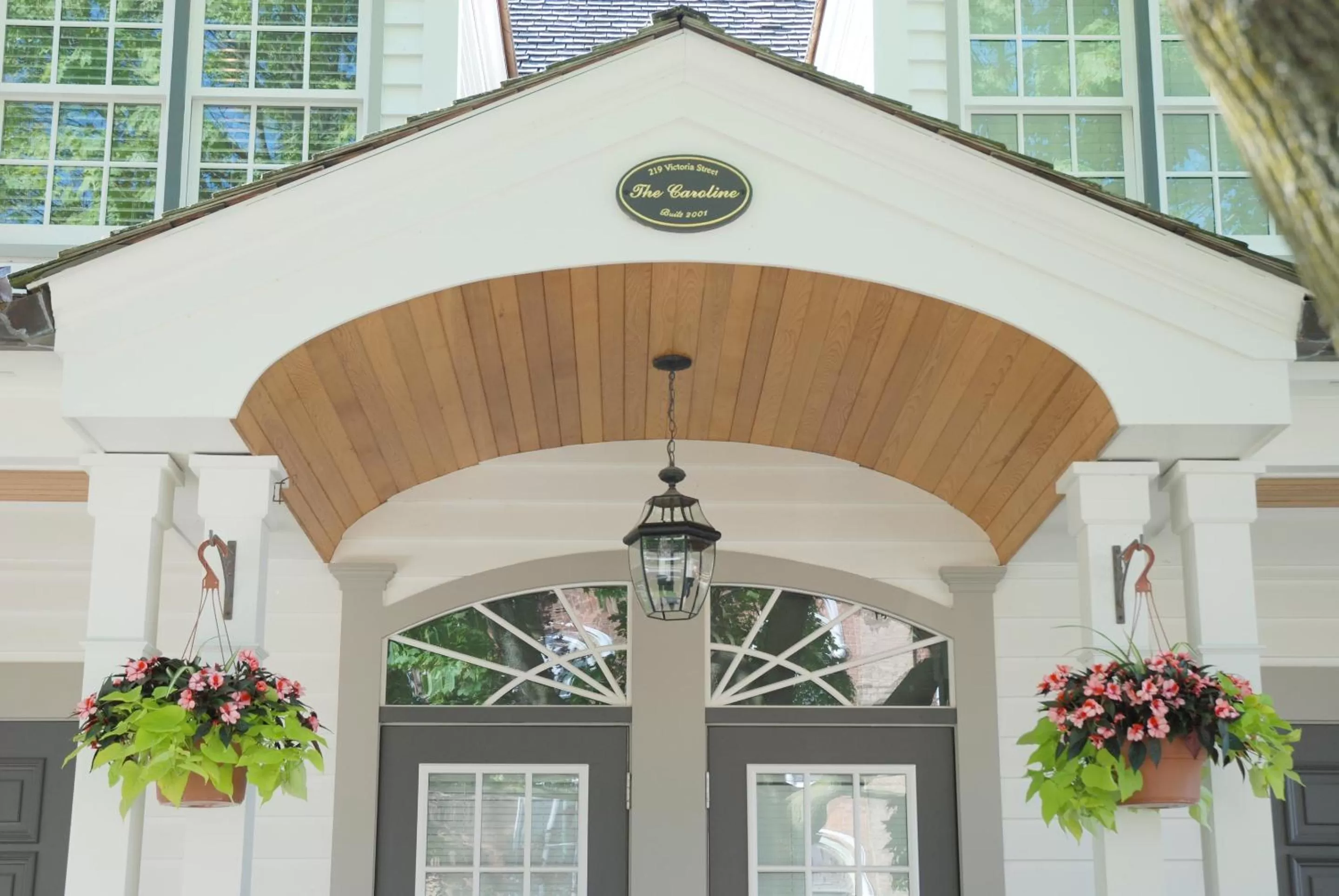 Facade/entrance in 124 on Queen Hotel & Spa