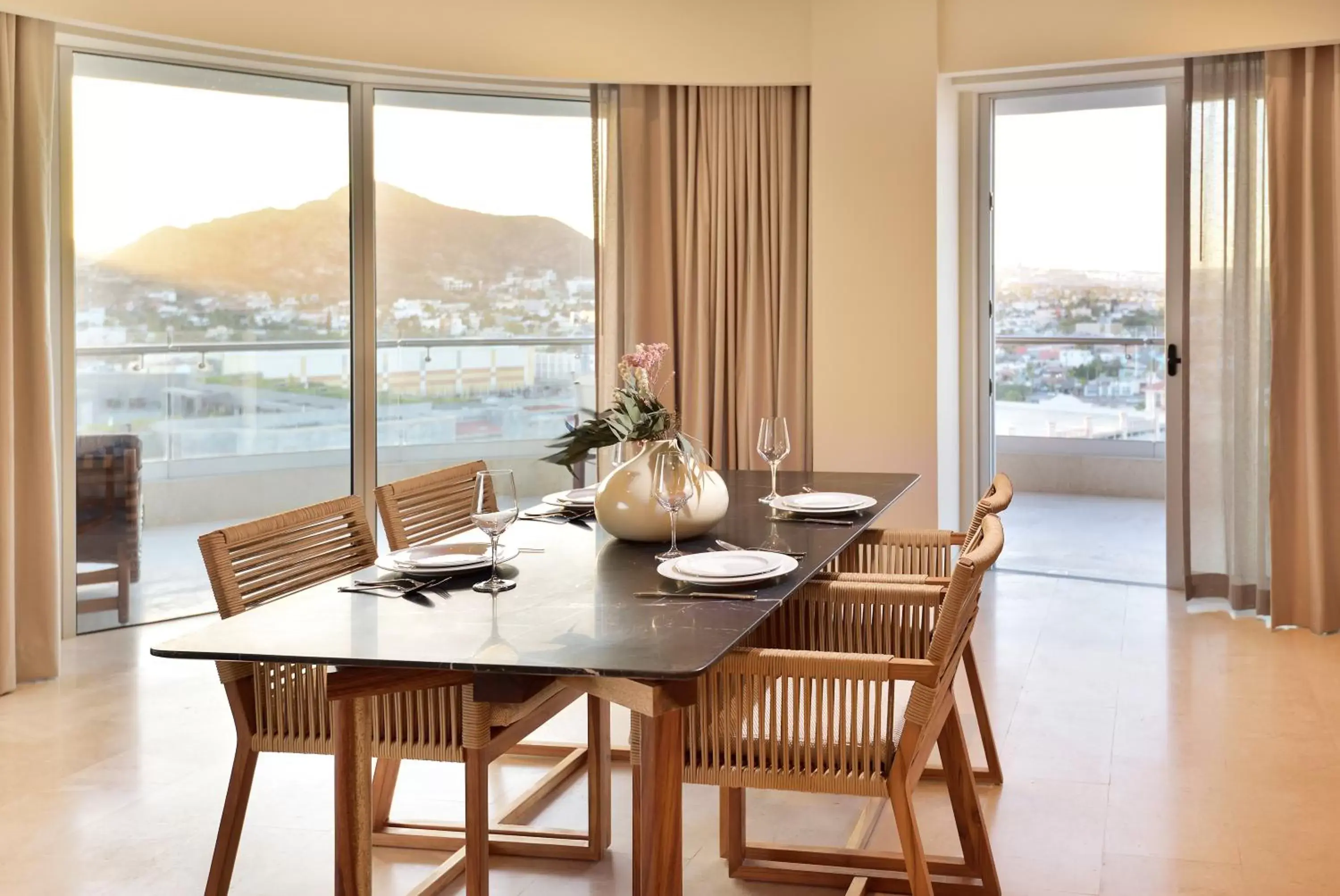 Dining Area in Corazón Cabo, a Noble House Resort