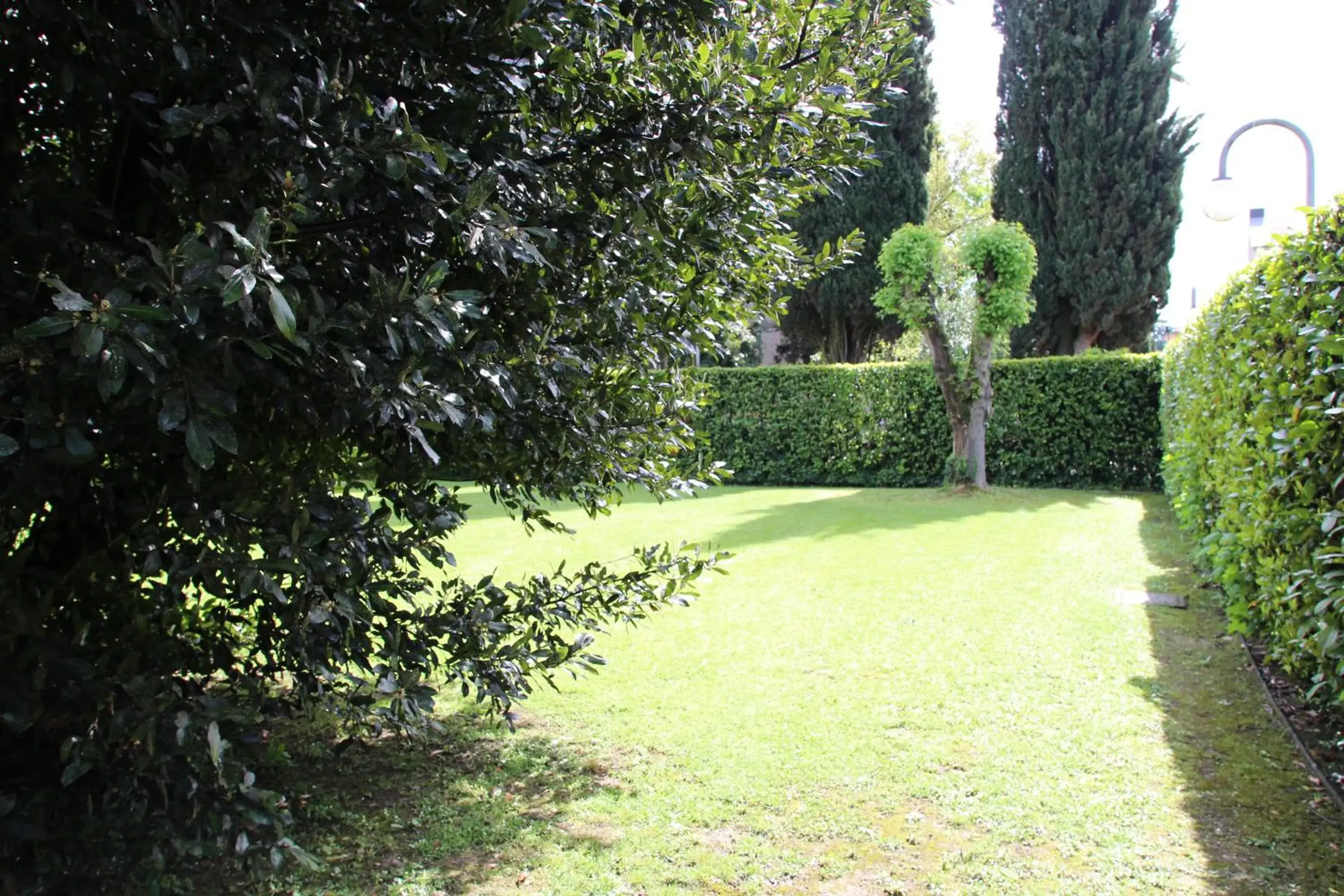 Garden in Park Hotel Villa Leon d'Oro