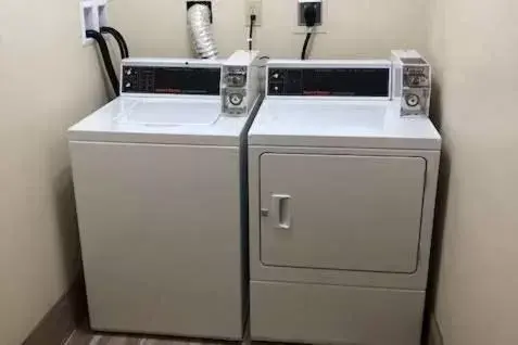 washing machine, Kitchen/Kitchenette in Travelodge by Wyndham La Porte/Michigan City Area