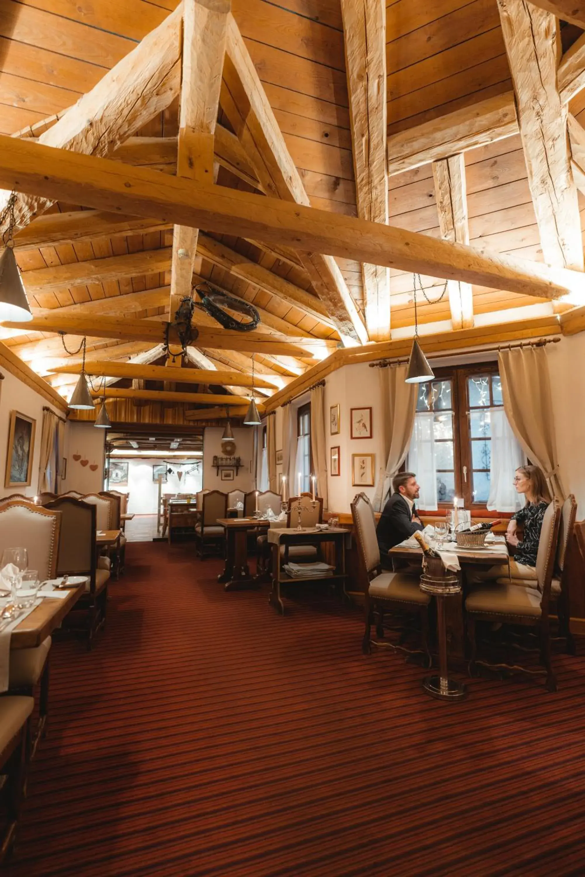 Restaurant/Places to Eat in Zermatt Budget Rooms