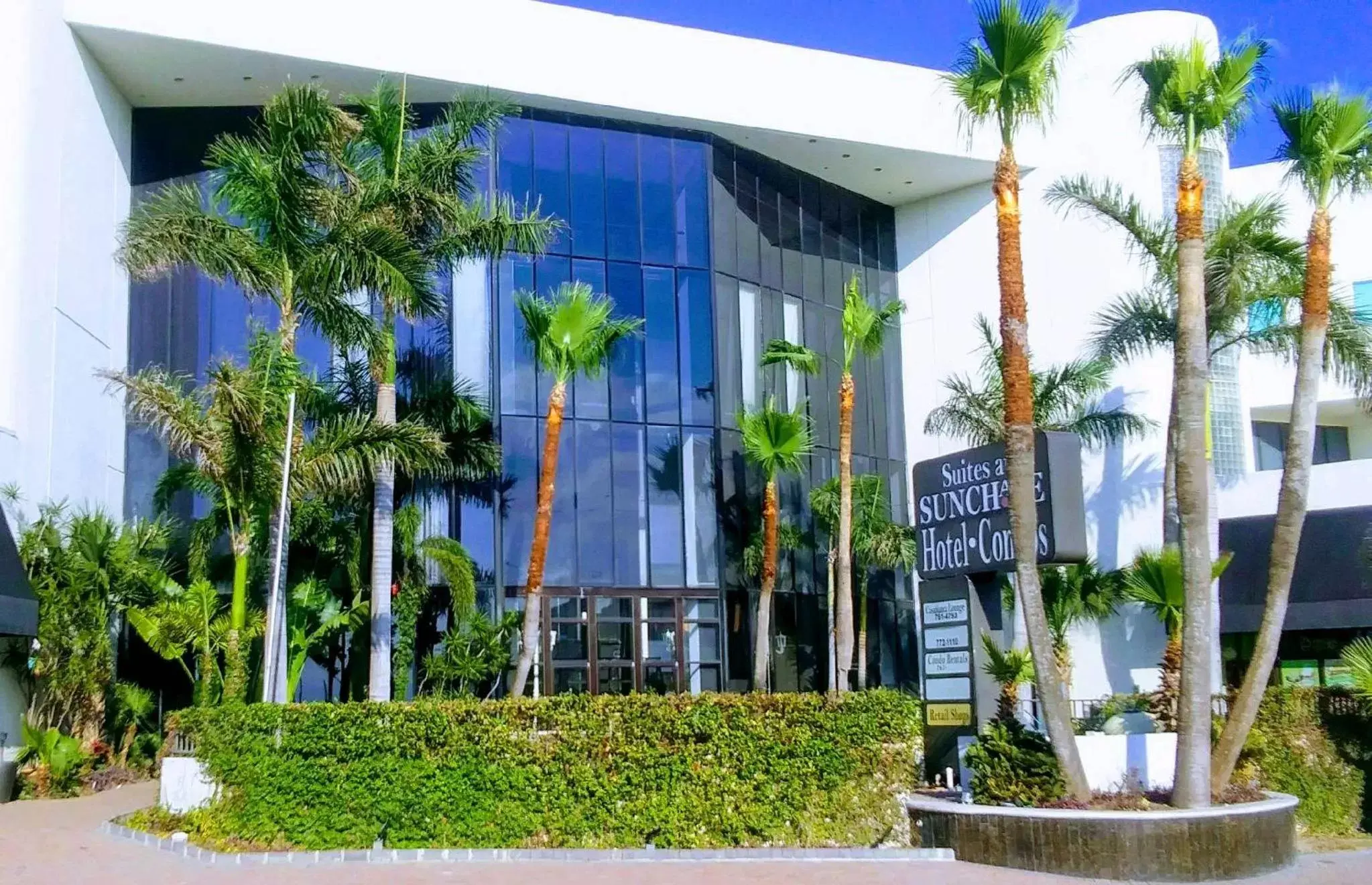 Day in Sunchase Inn & Suites Day in Sunchase Inn & Suites