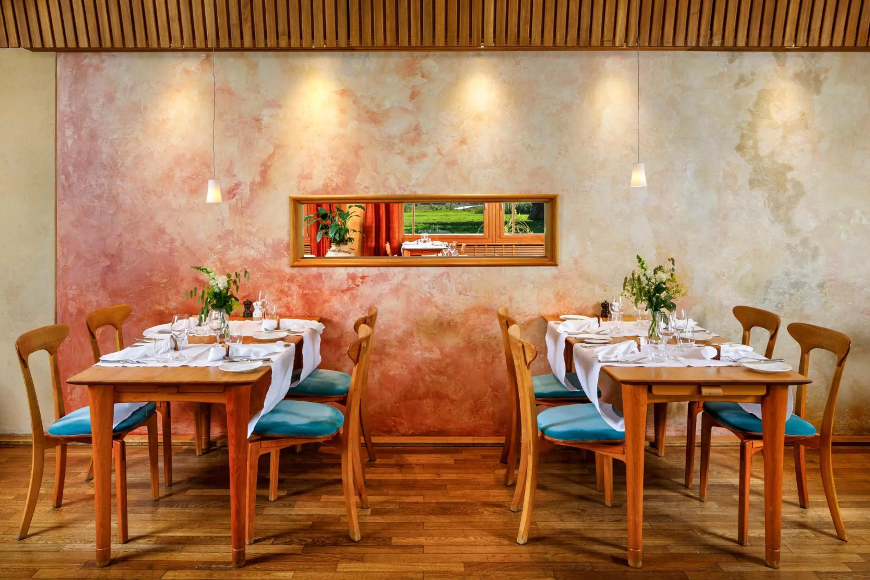 Restaurant/places to eat in Hotel Restaurant Schiff